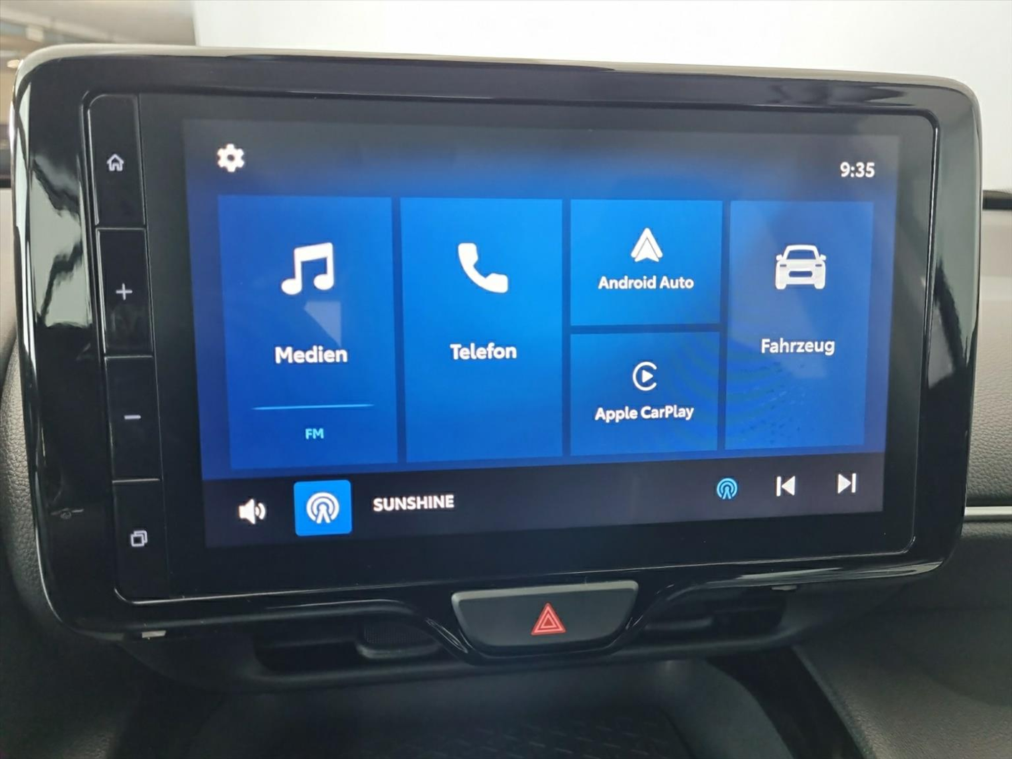 listing desktop thumbnail image 10