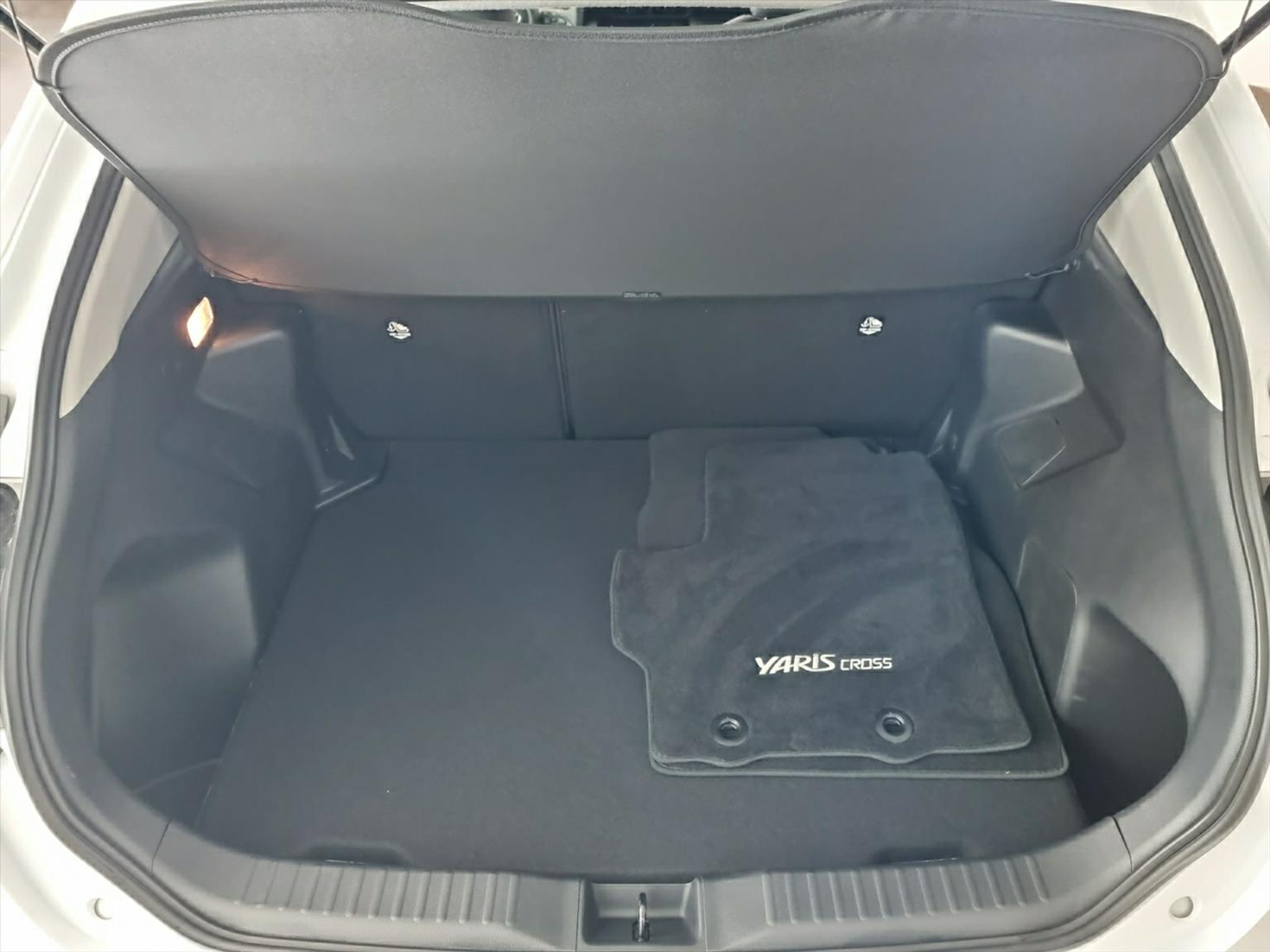 listing desktop thumbnail image 13