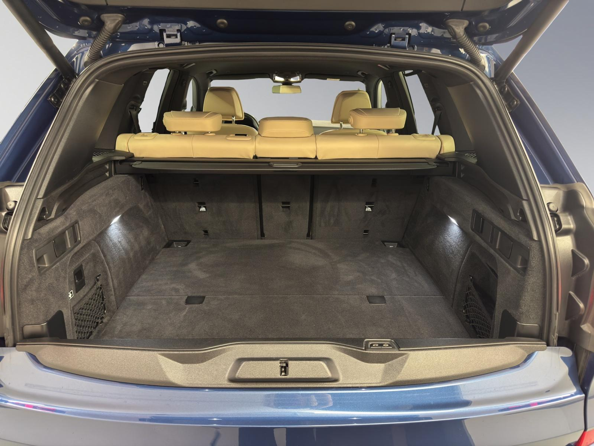 listing desktop thumbnail image 9