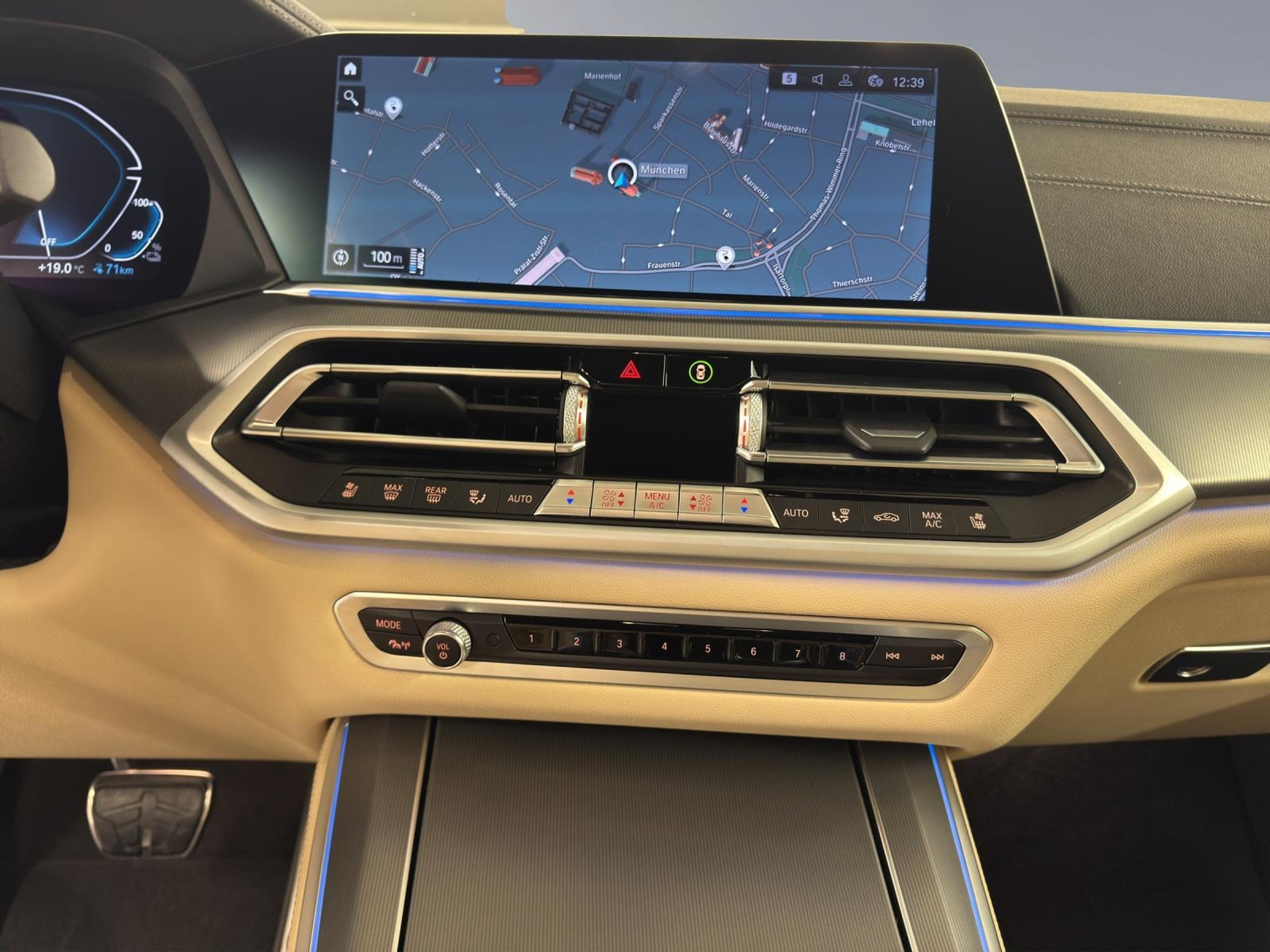 listing desktop thumbnail image 16