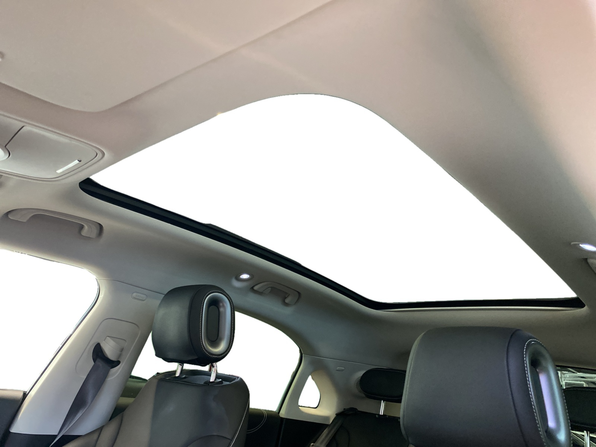 listing desktop thumbnail image 10