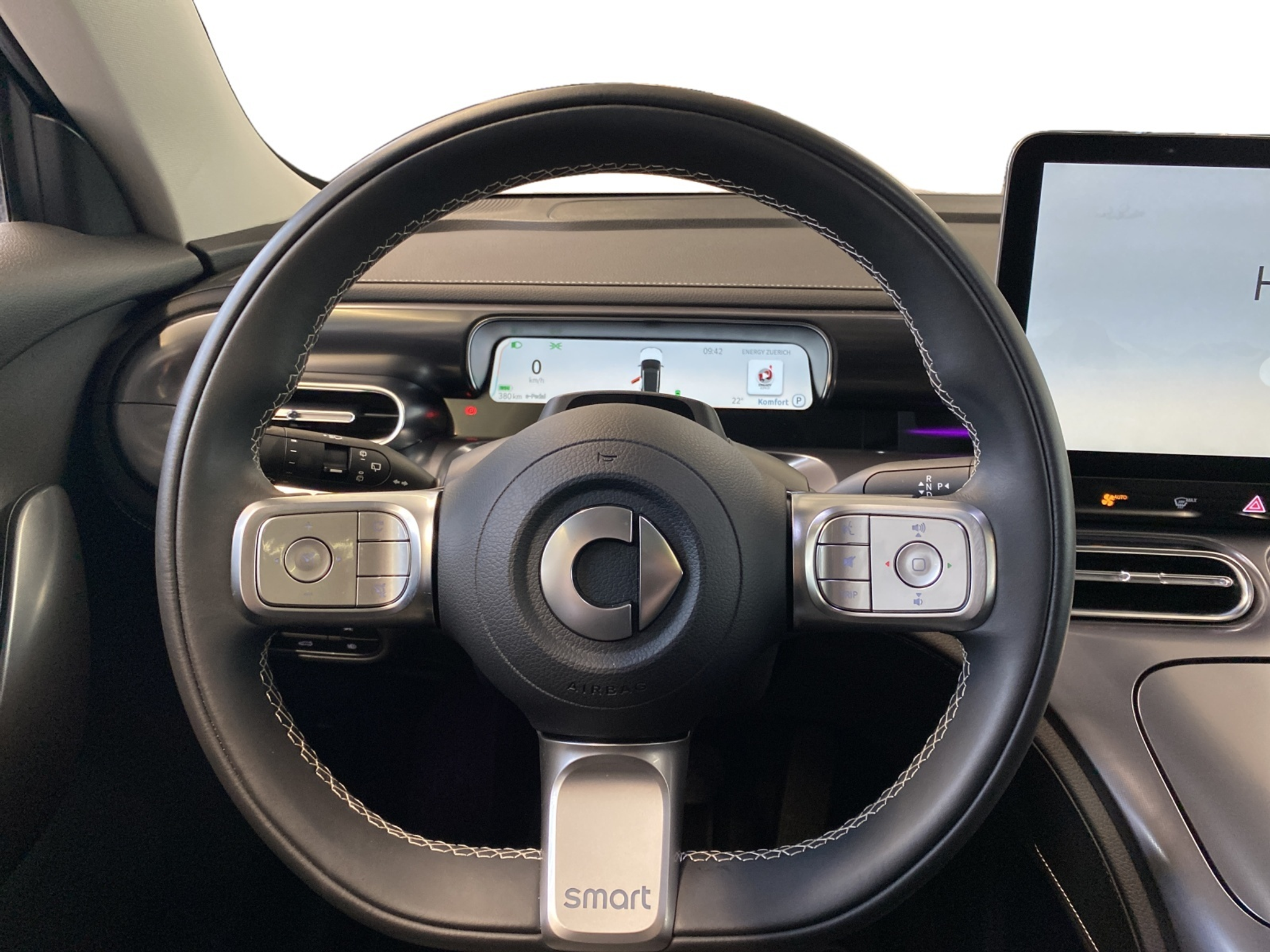 listing desktop thumbnail image 11