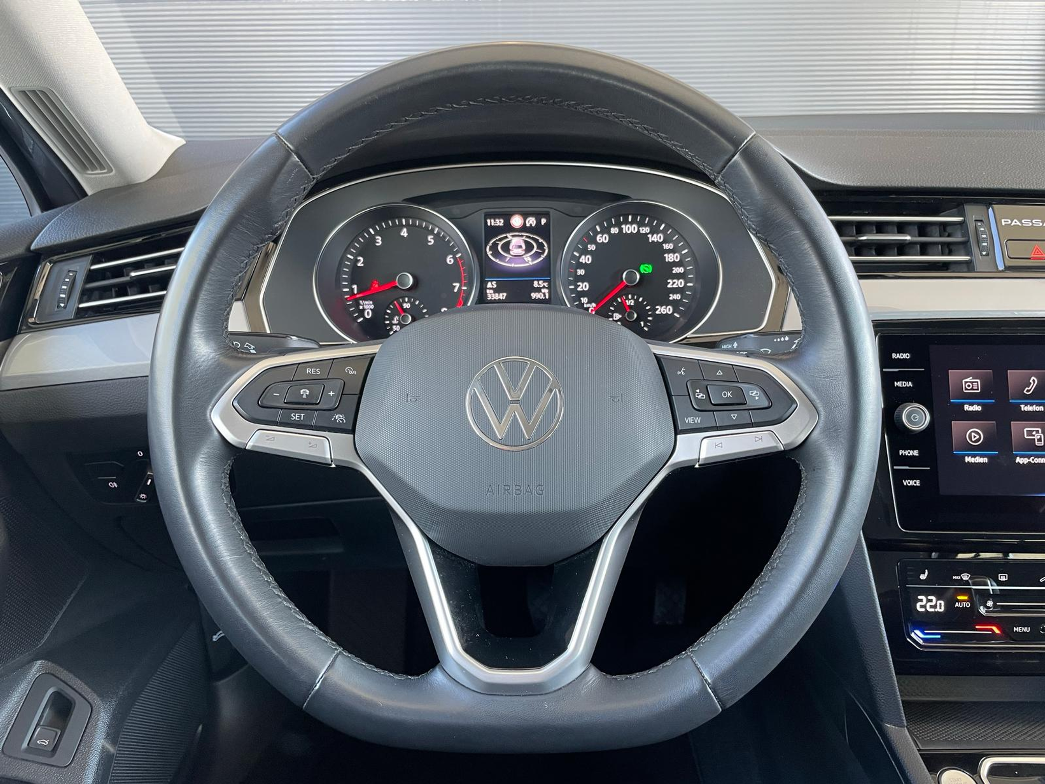 listing desktop thumbnail image 7