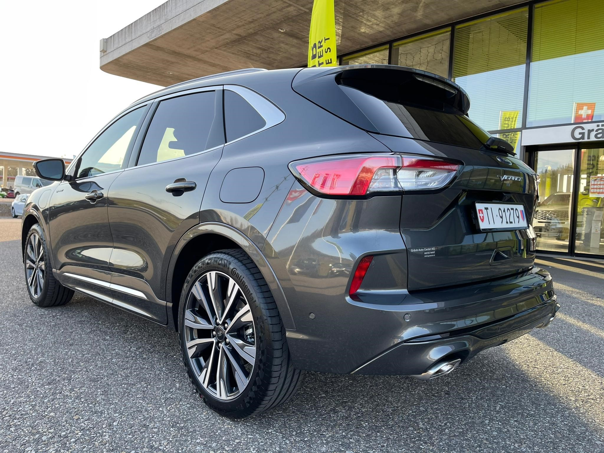 listing desktop thumbnail image 5