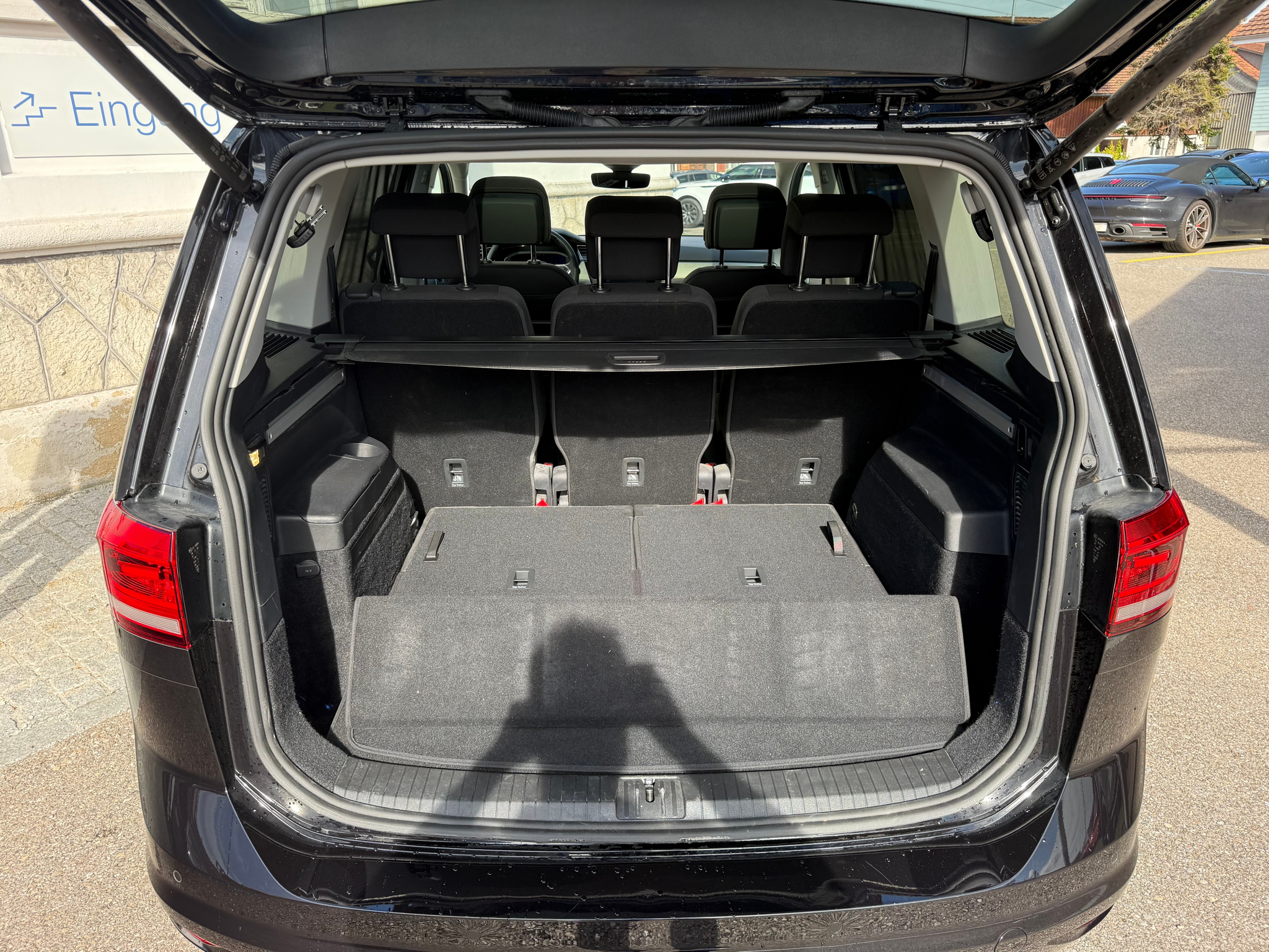 listing desktop thumbnail image 5