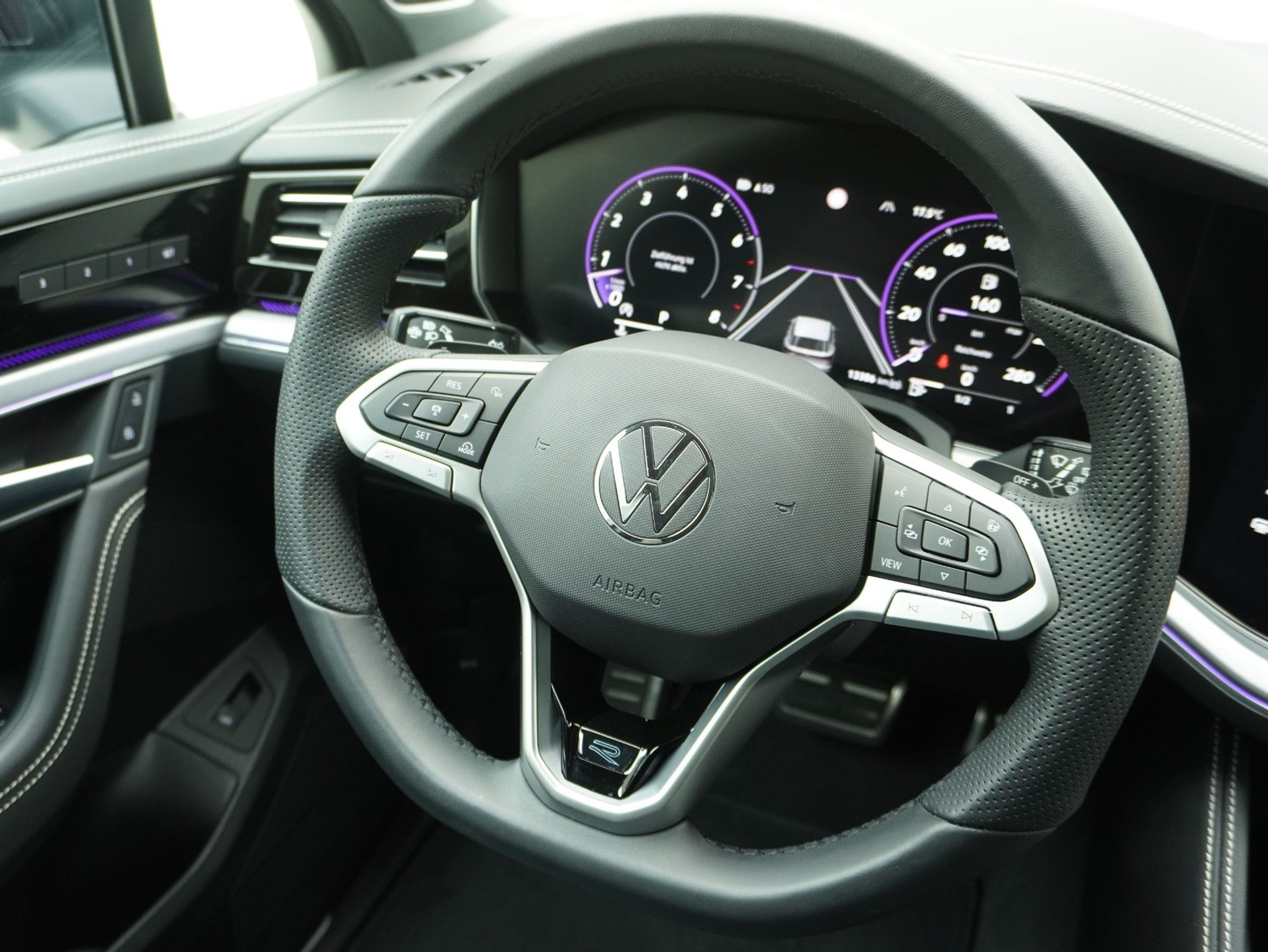 listing desktop thumbnail image 10