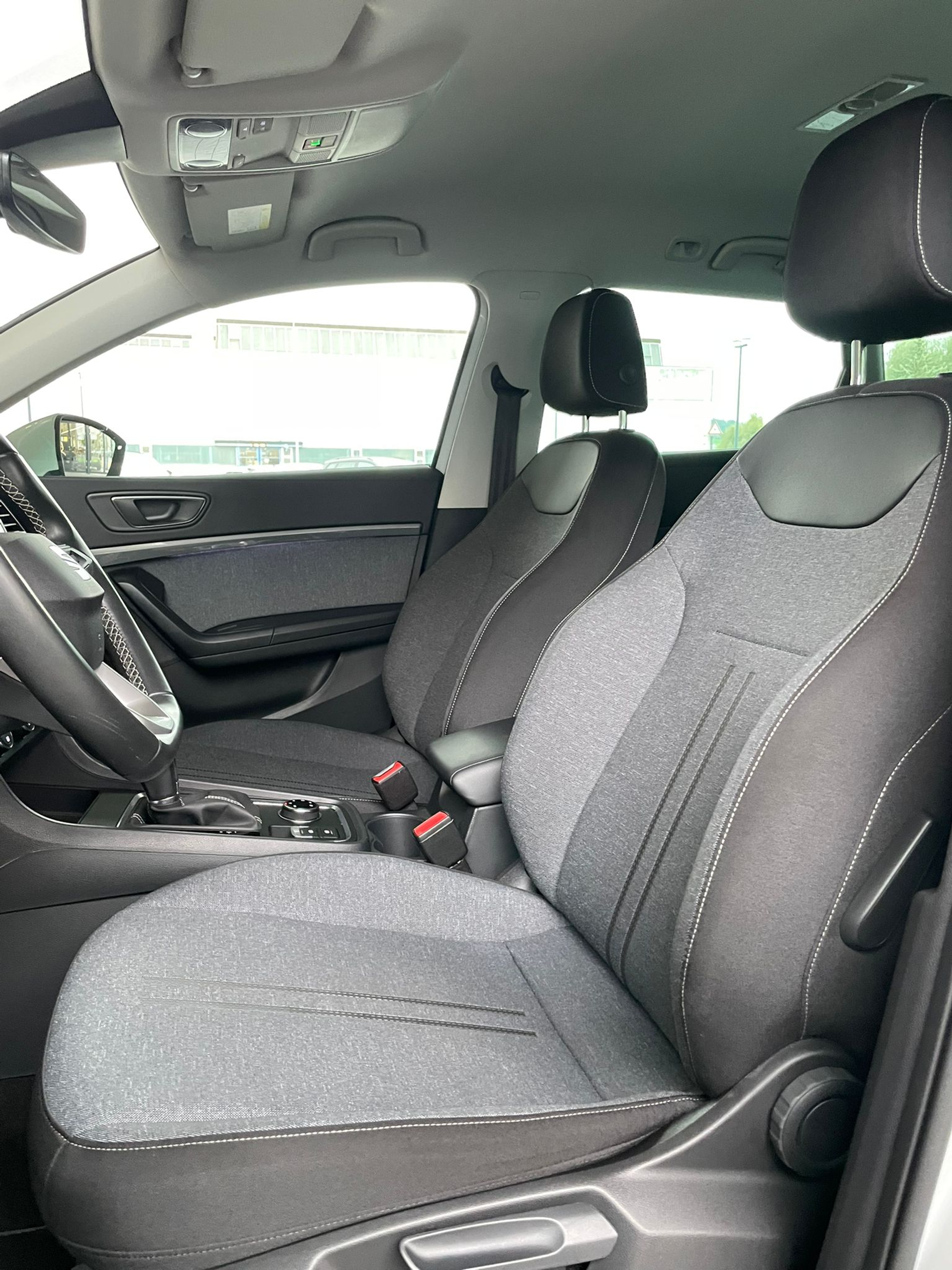 listing desktop thumbnail image 5