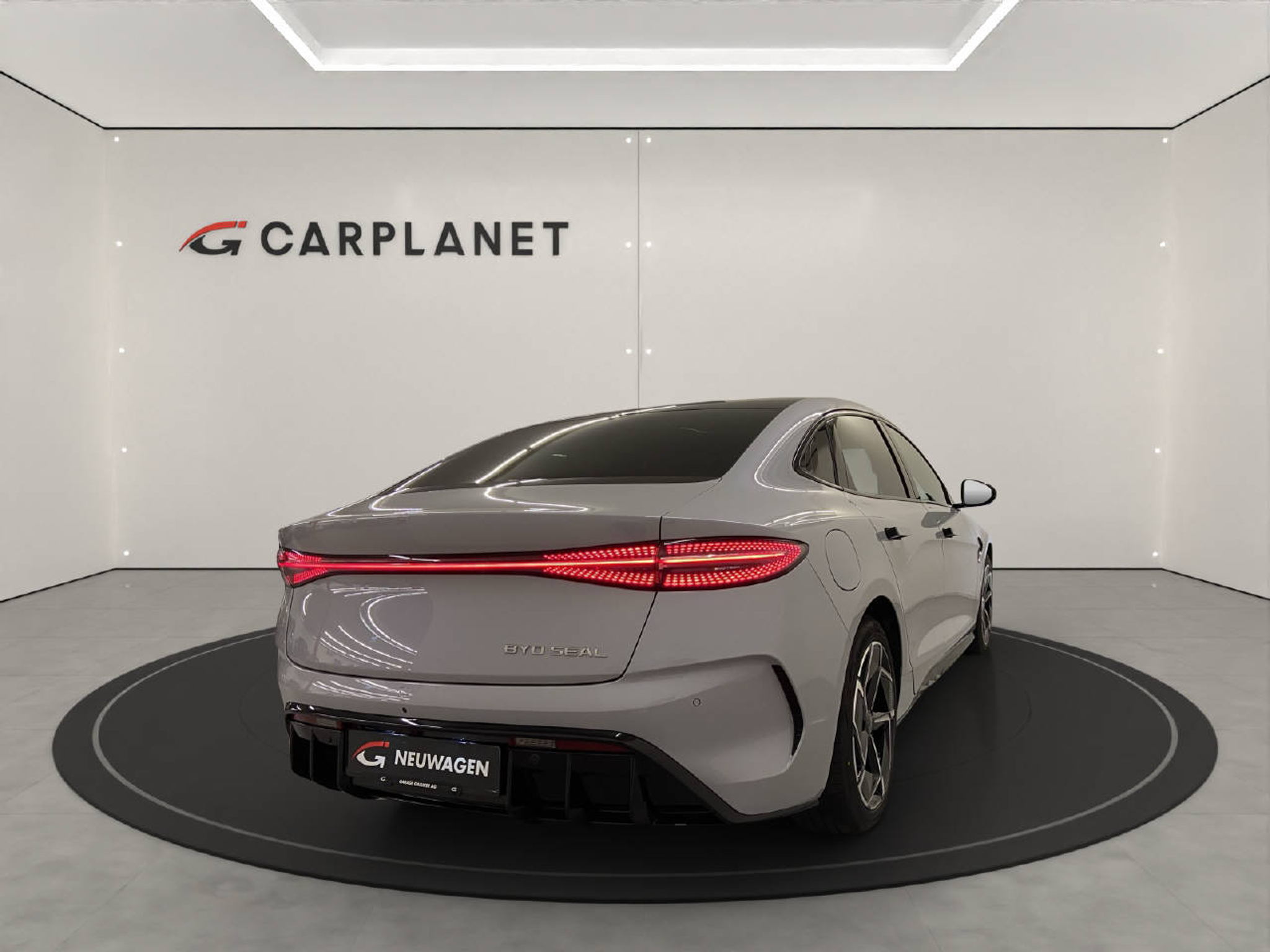 listing desktop thumbnail image 3