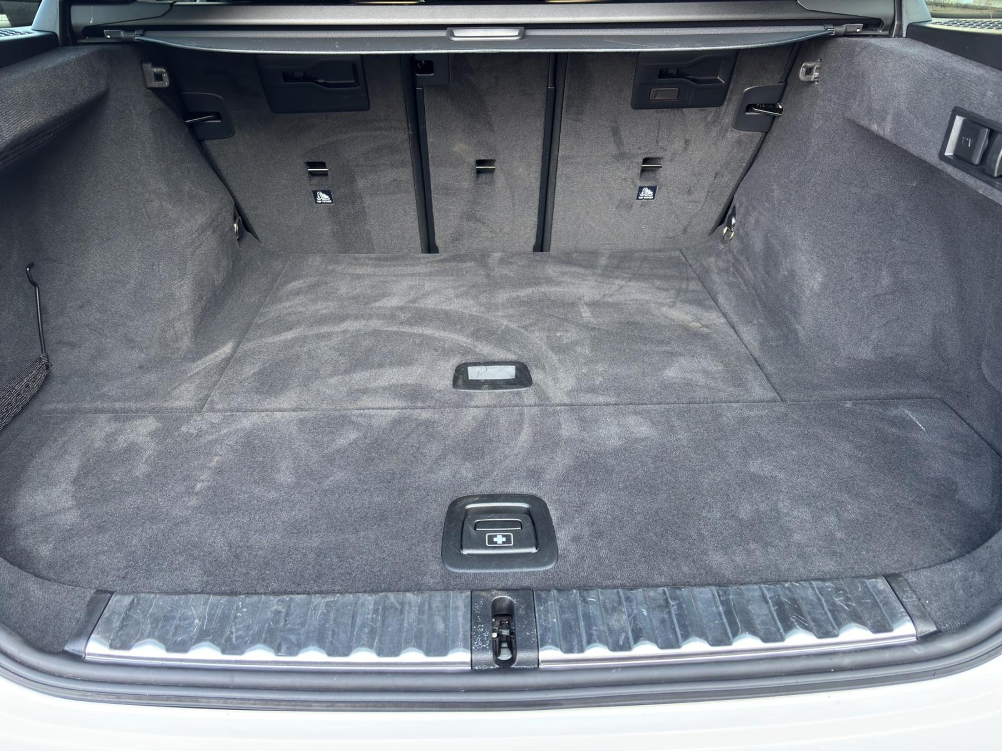 listing desktop thumbnail image 19