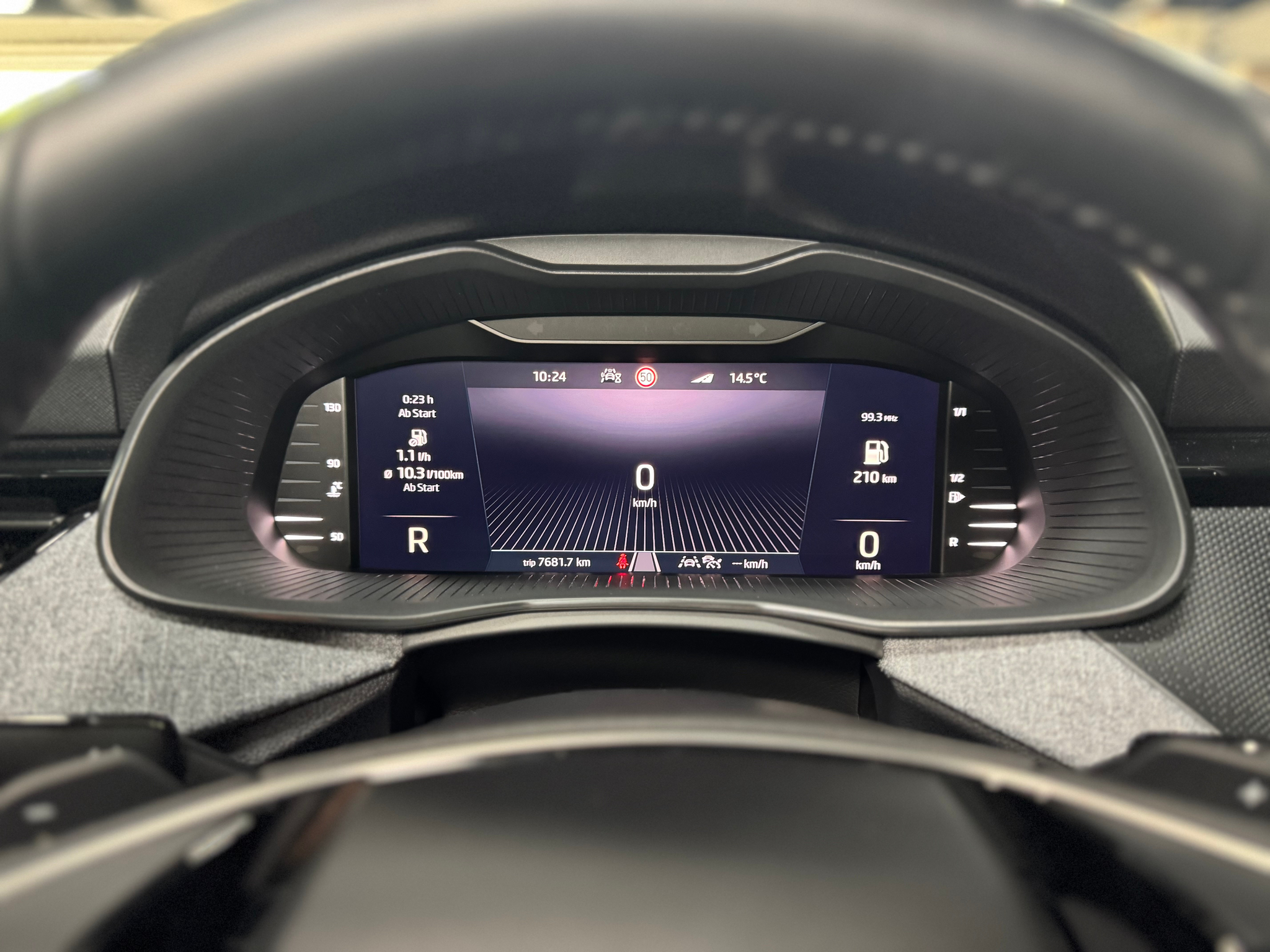 listing desktop thumbnail image 18