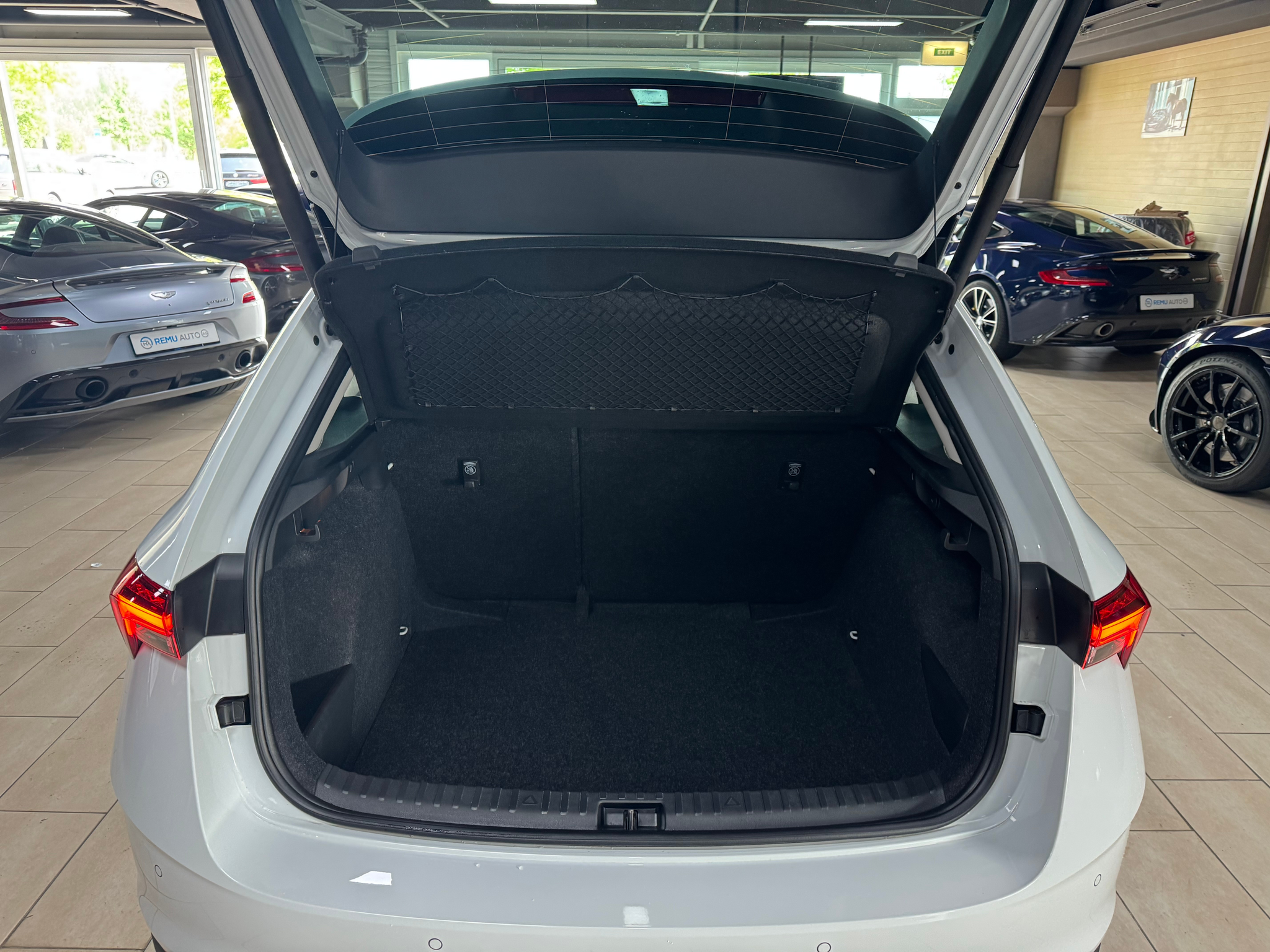 listing desktop thumbnail image 13