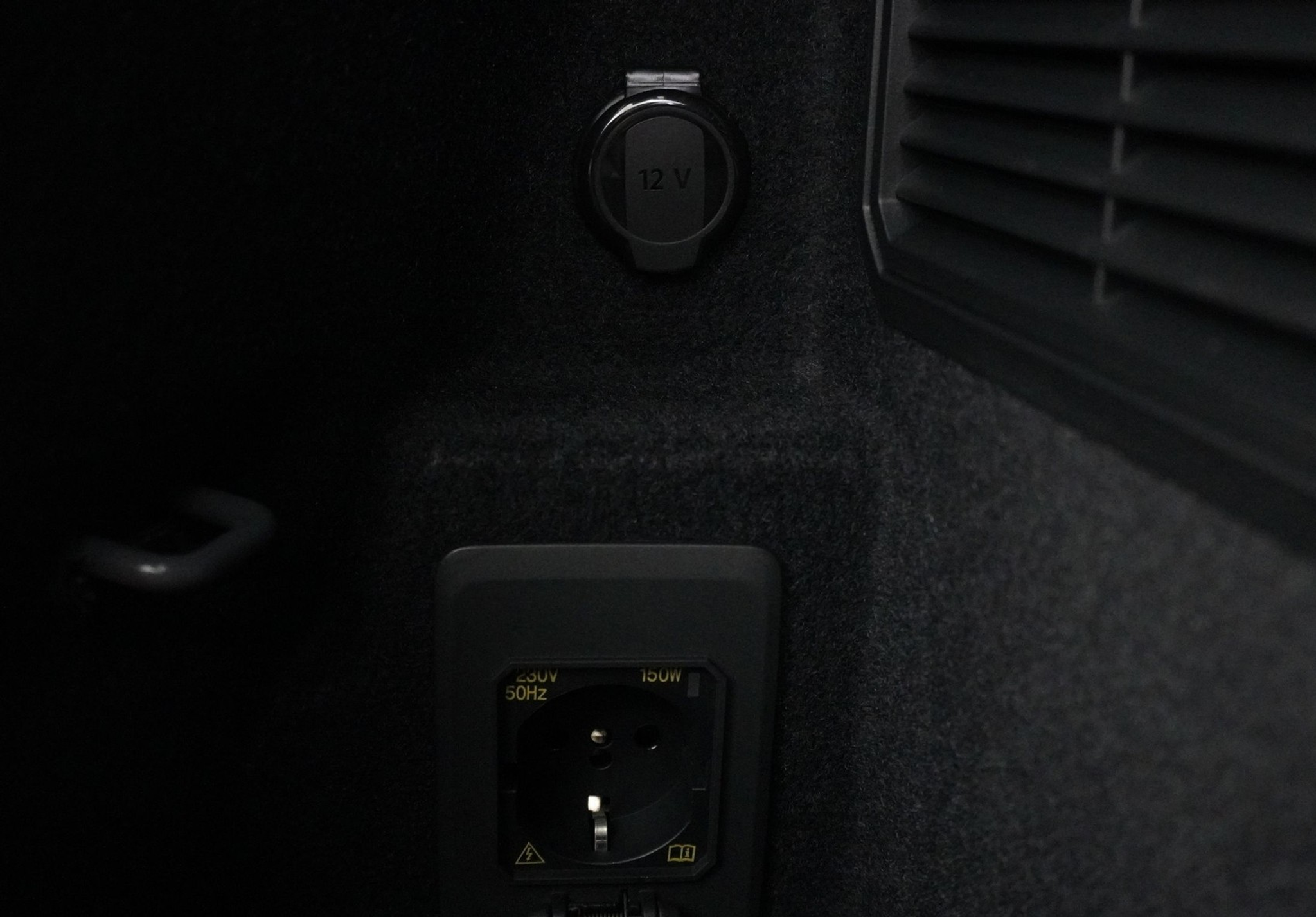 listing desktop thumbnail image 30