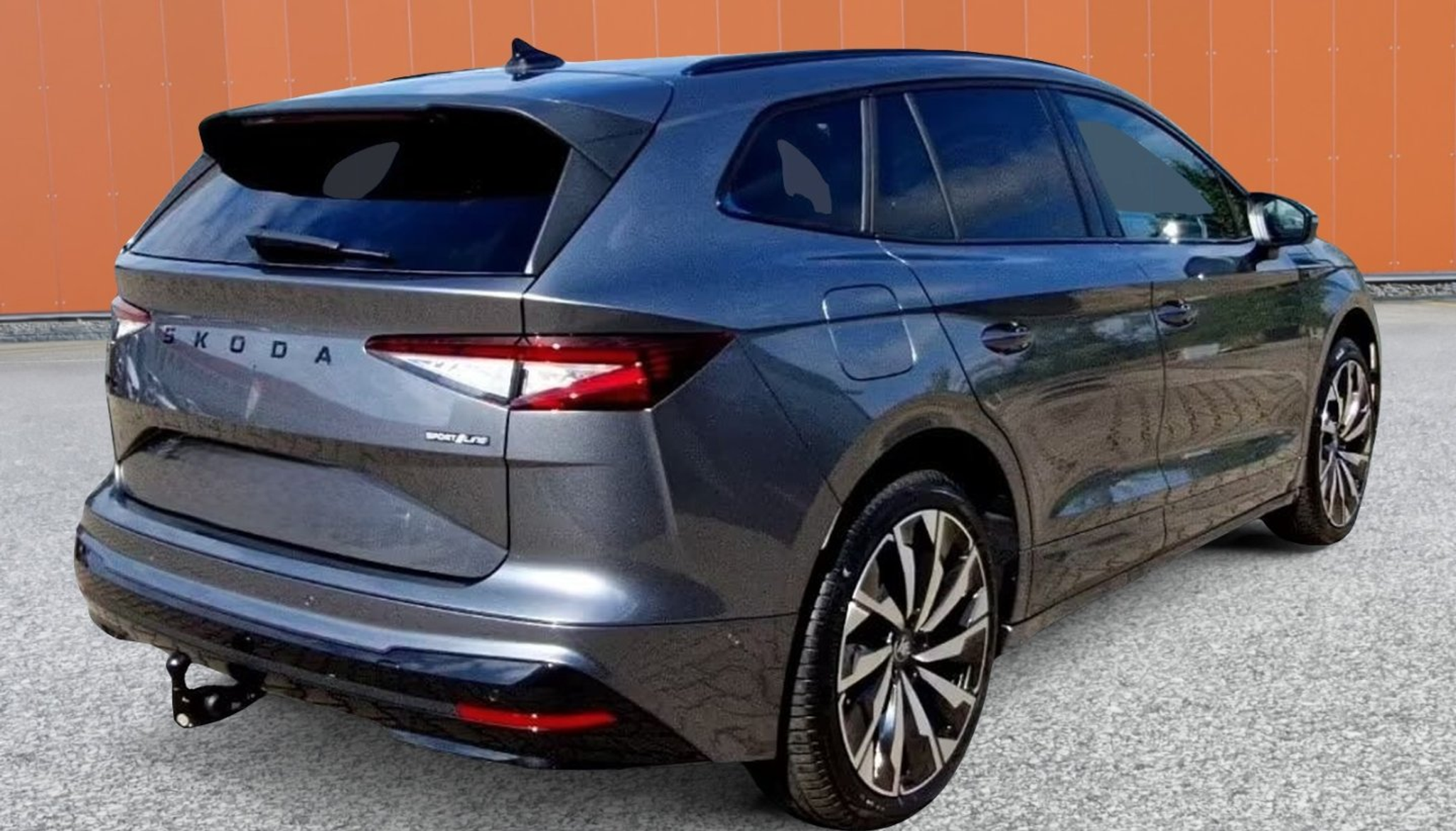 listing desktop thumbnail image 4