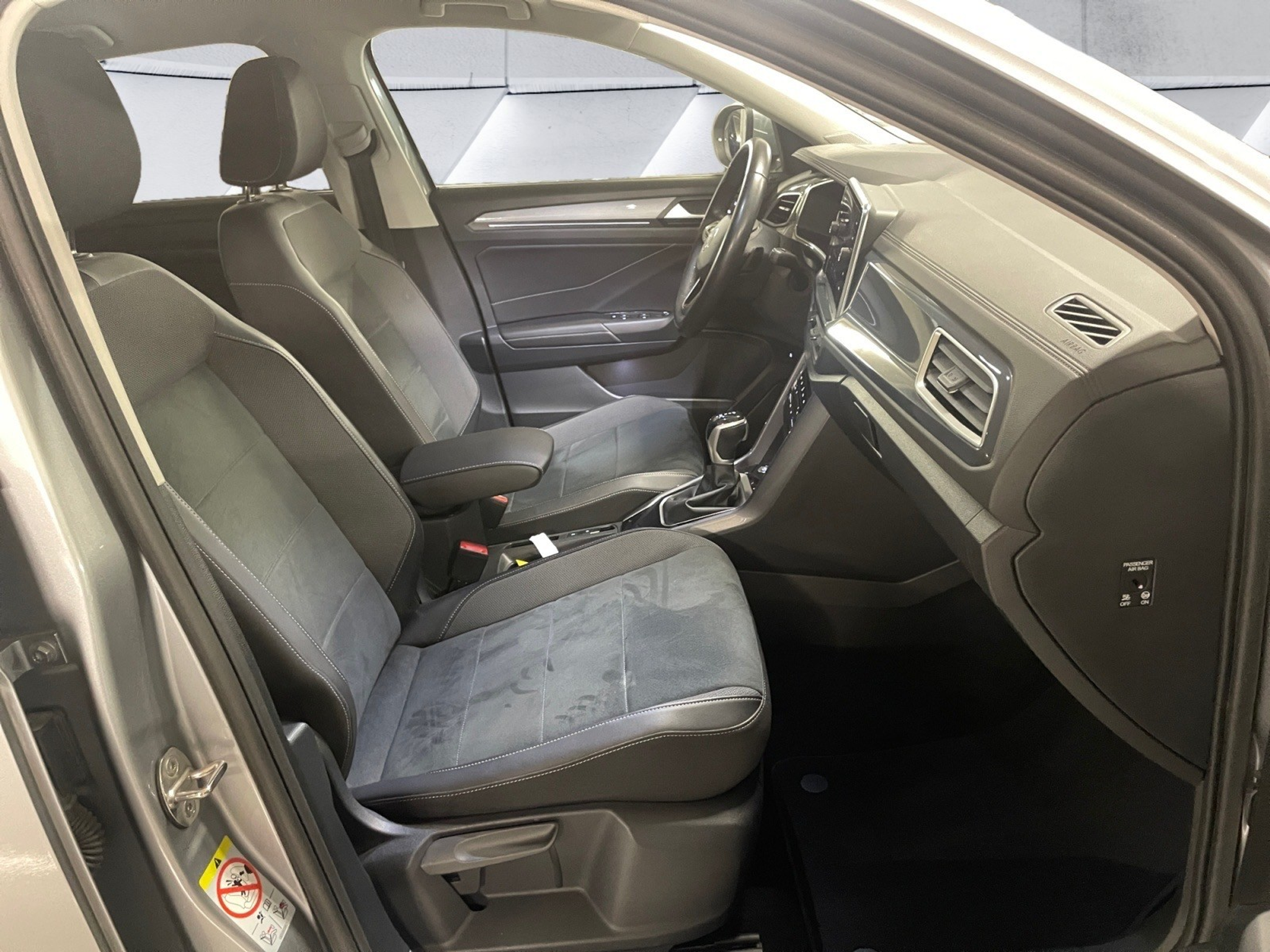 listing desktop thumbnail image 13