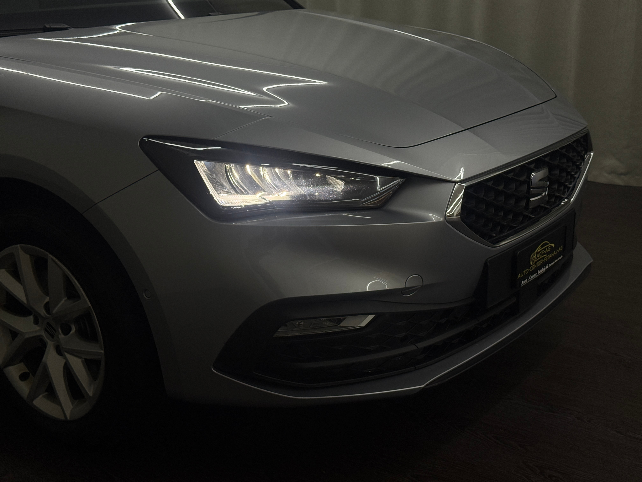 listing desktop thumbnail image 15