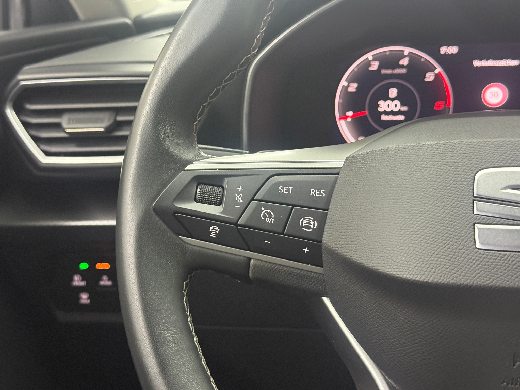 listing desktop thumbnail image 13