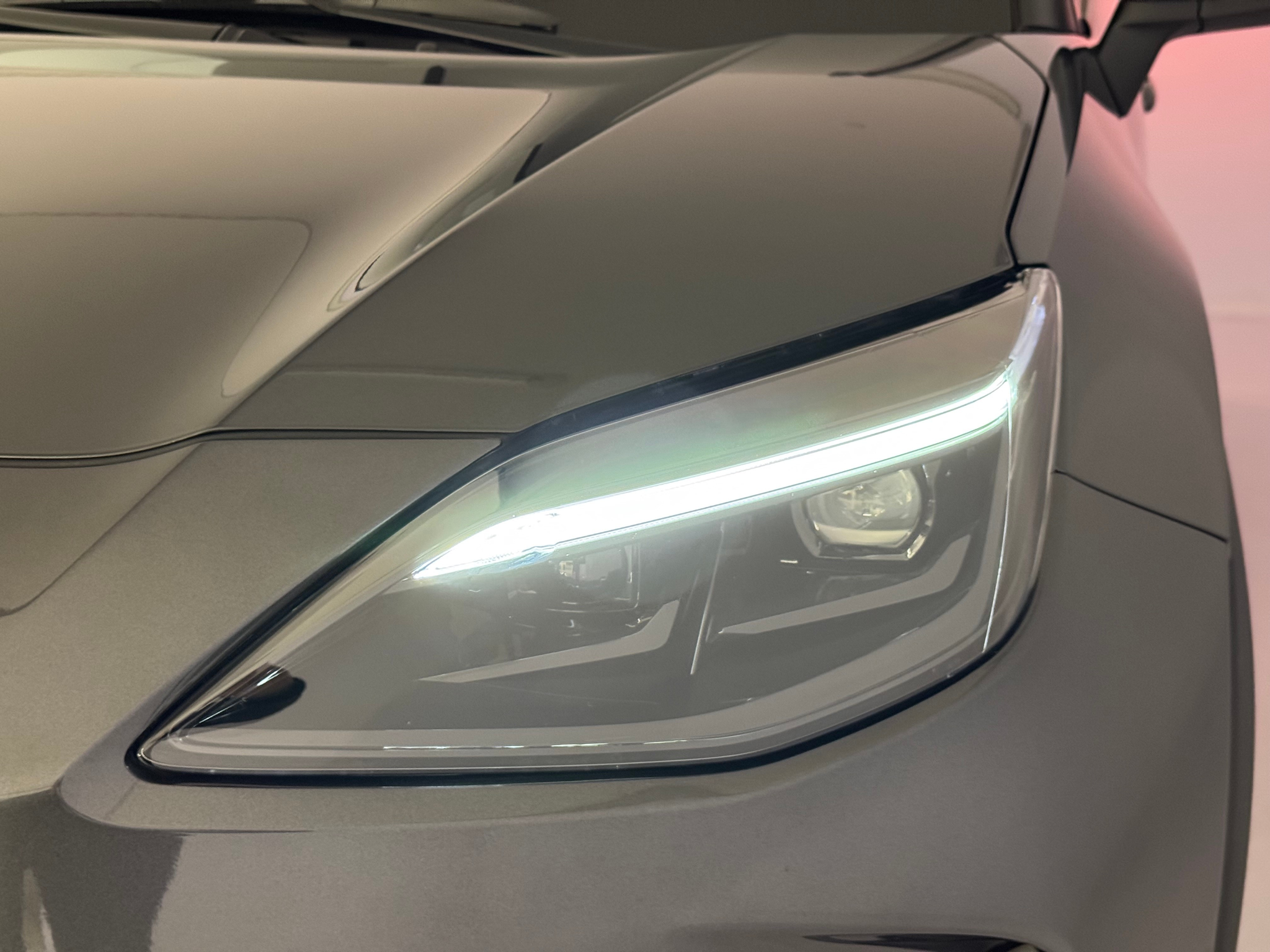 listing desktop thumbnail image 15