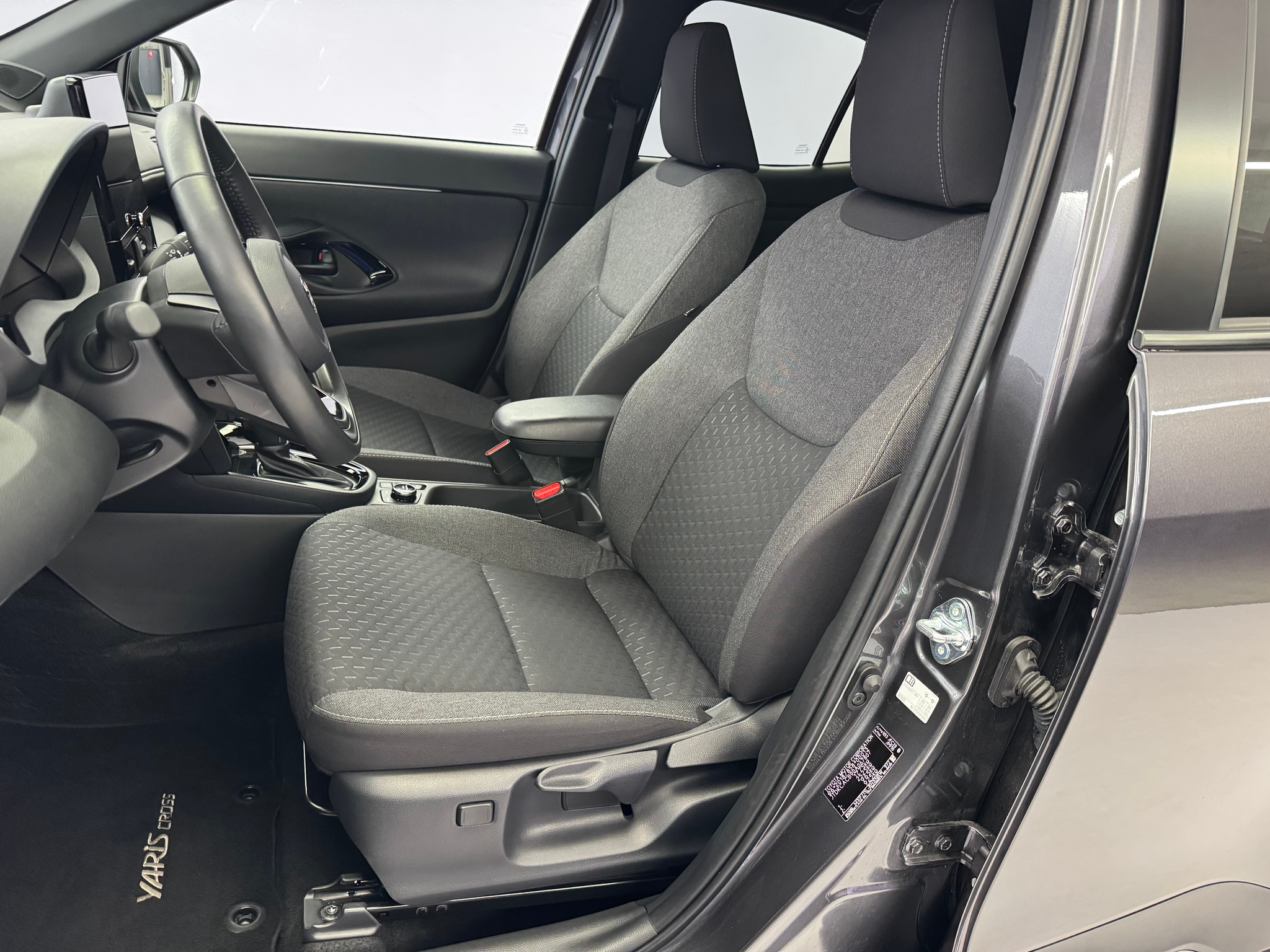 listing desktop thumbnail image 8