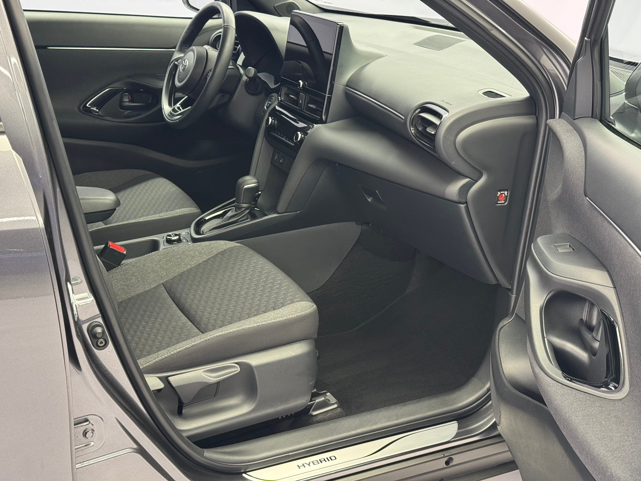 listing desktop thumbnail image 7