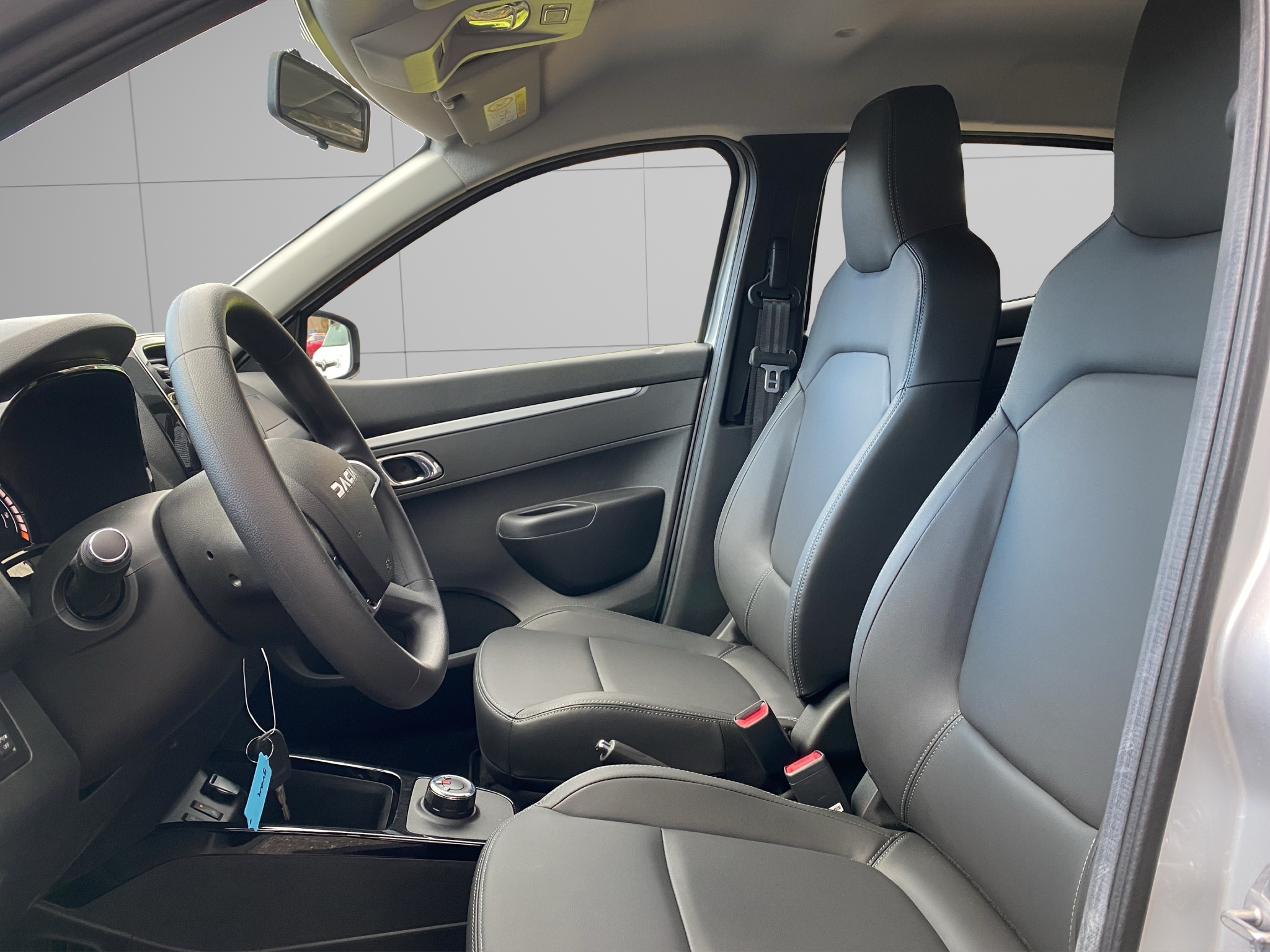 listing desktop thumbnail image 10