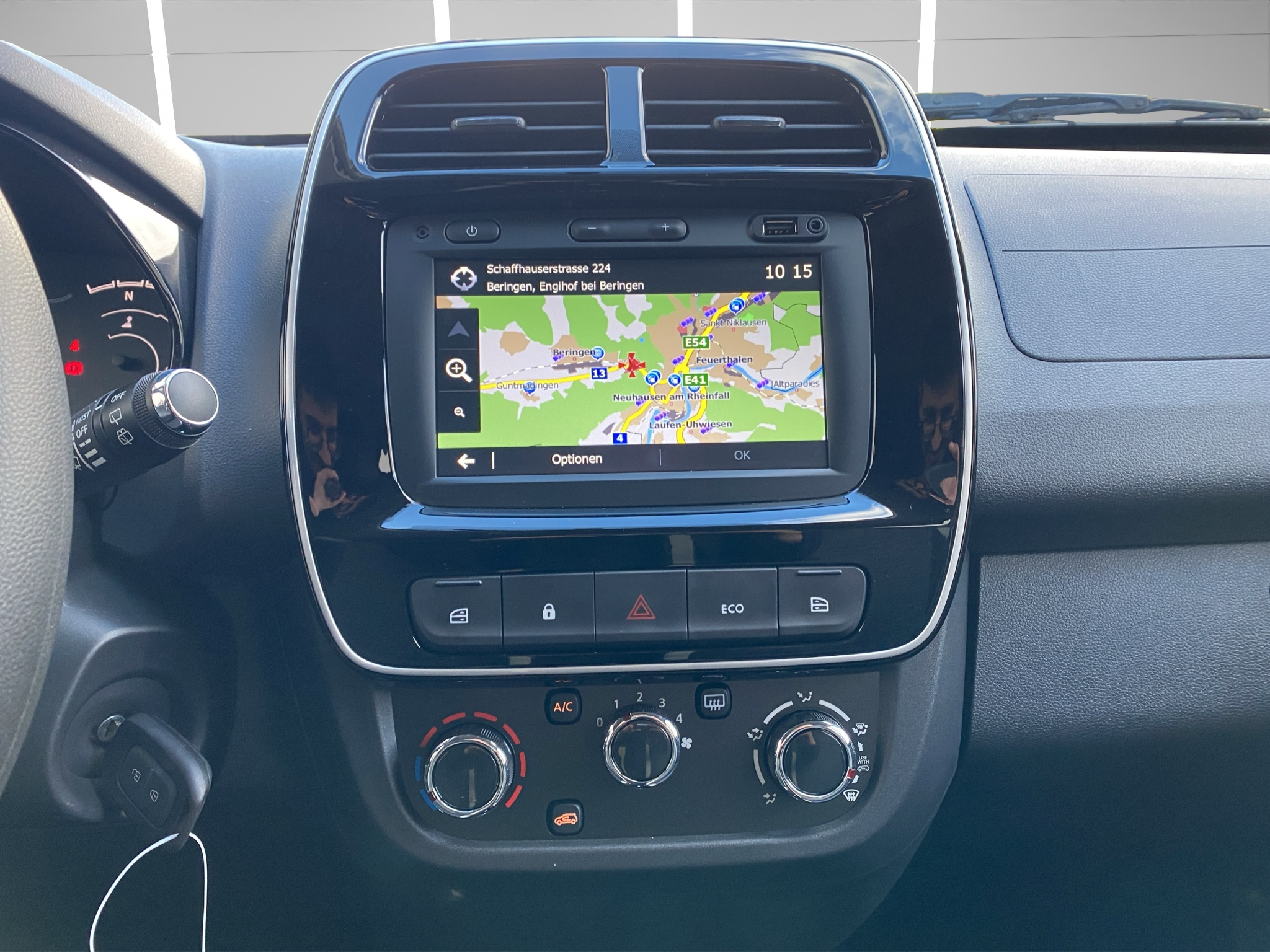 listing desktop thumbnail image 10