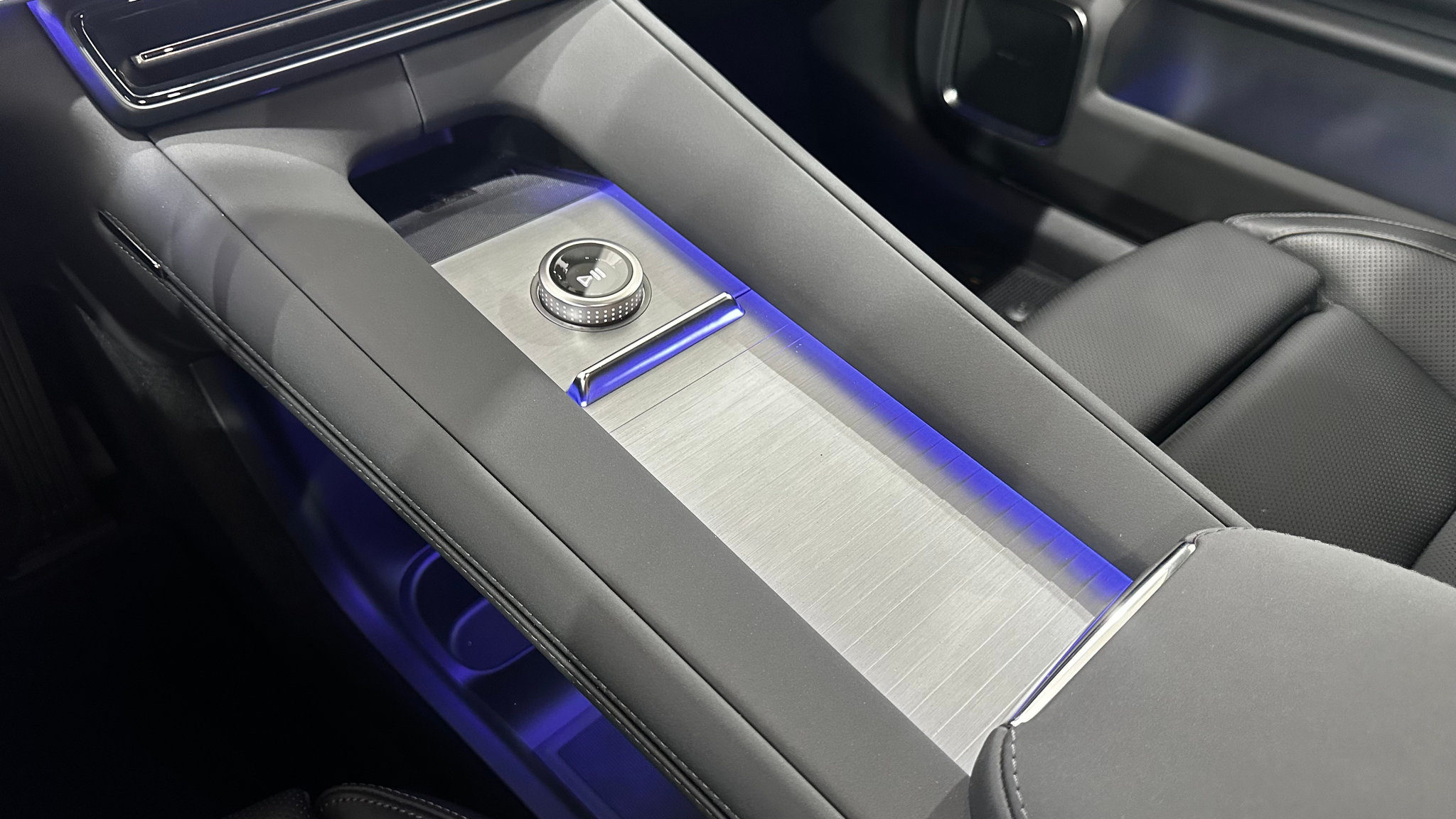 listing desktop thumbnail image 9