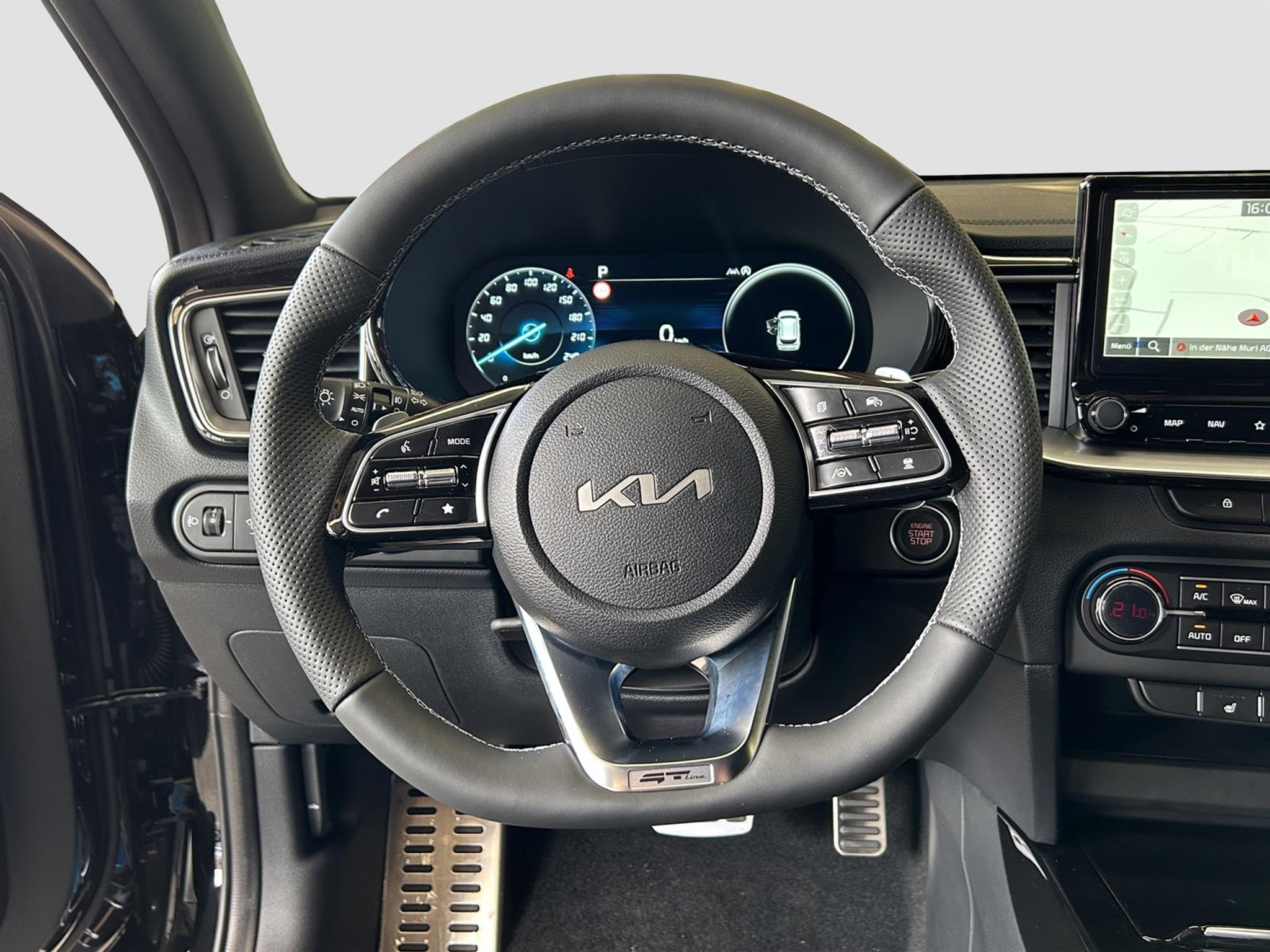 listing desktop thumbnail image 9