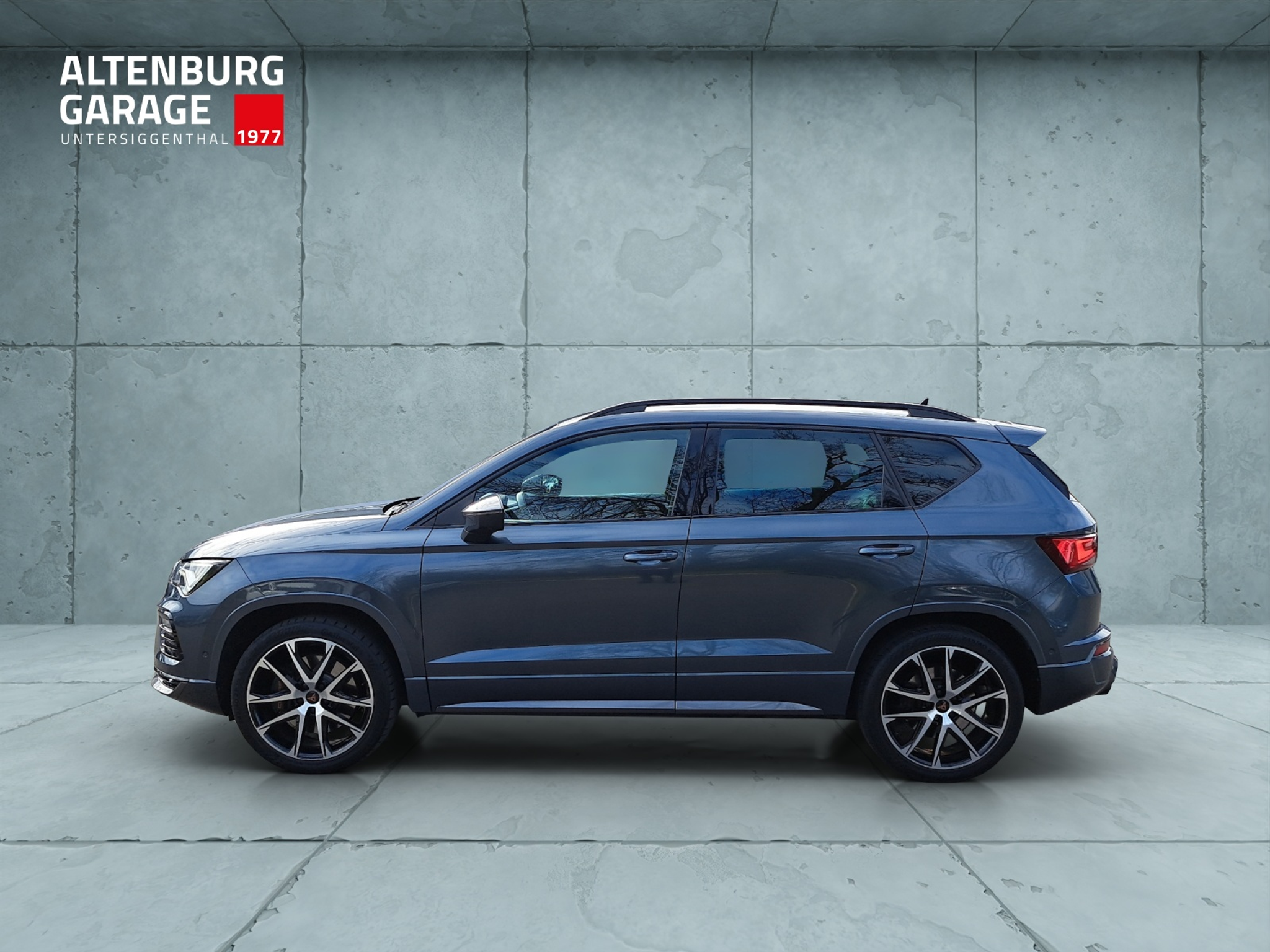 listing desktop thumbnail image 1