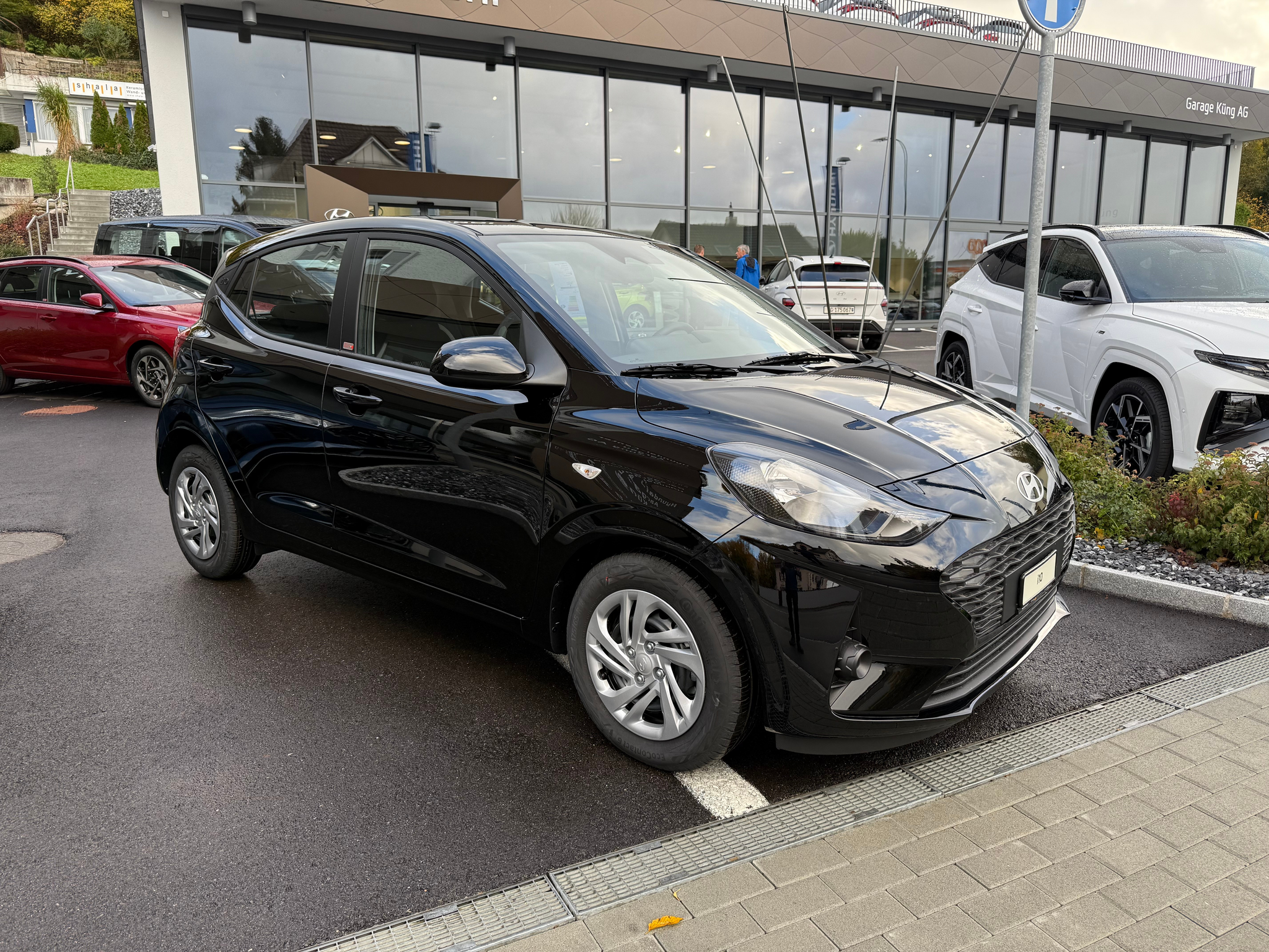 listing desktop thumbnail image 4