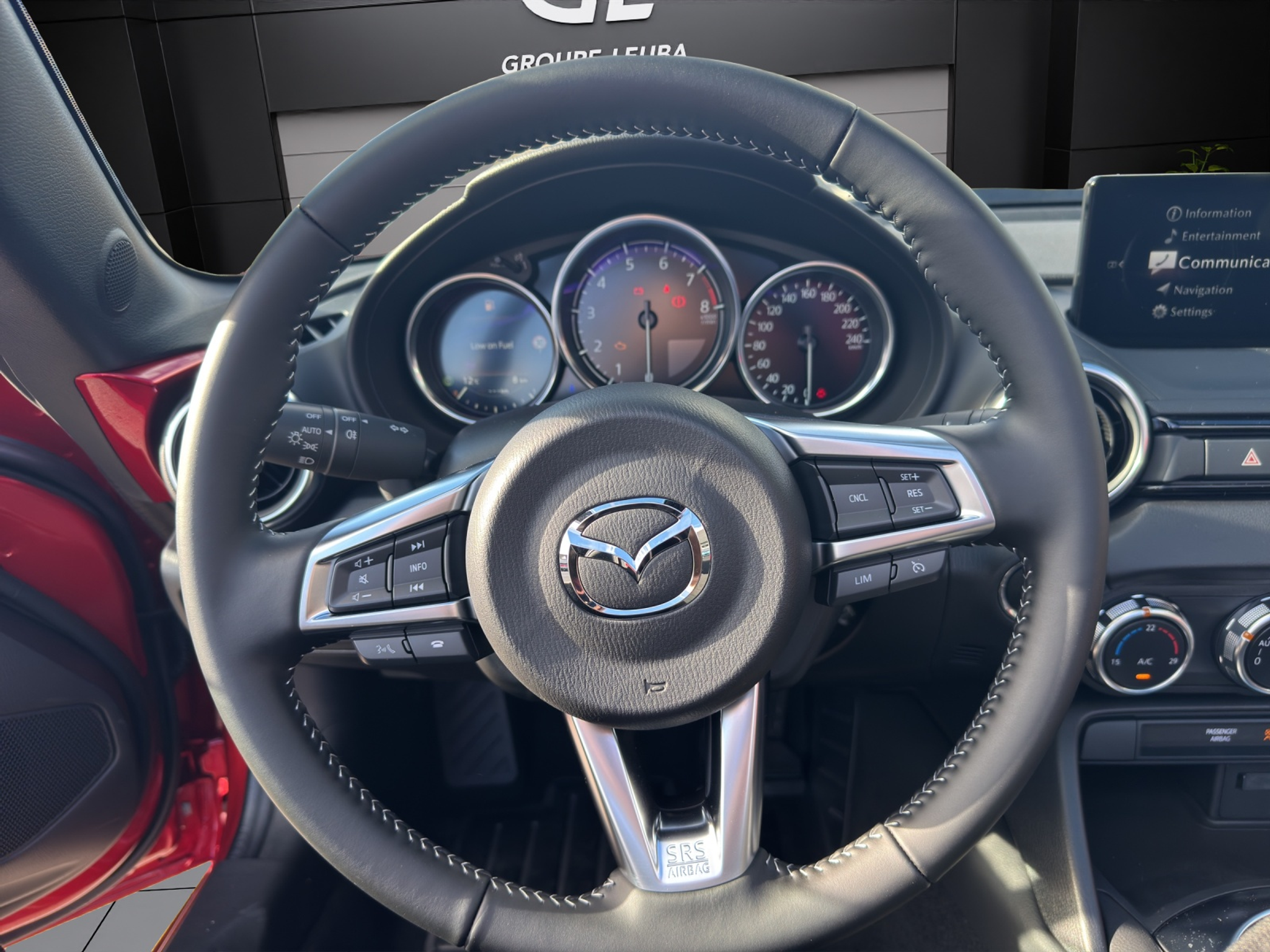 listing desktop thumbnail image 11