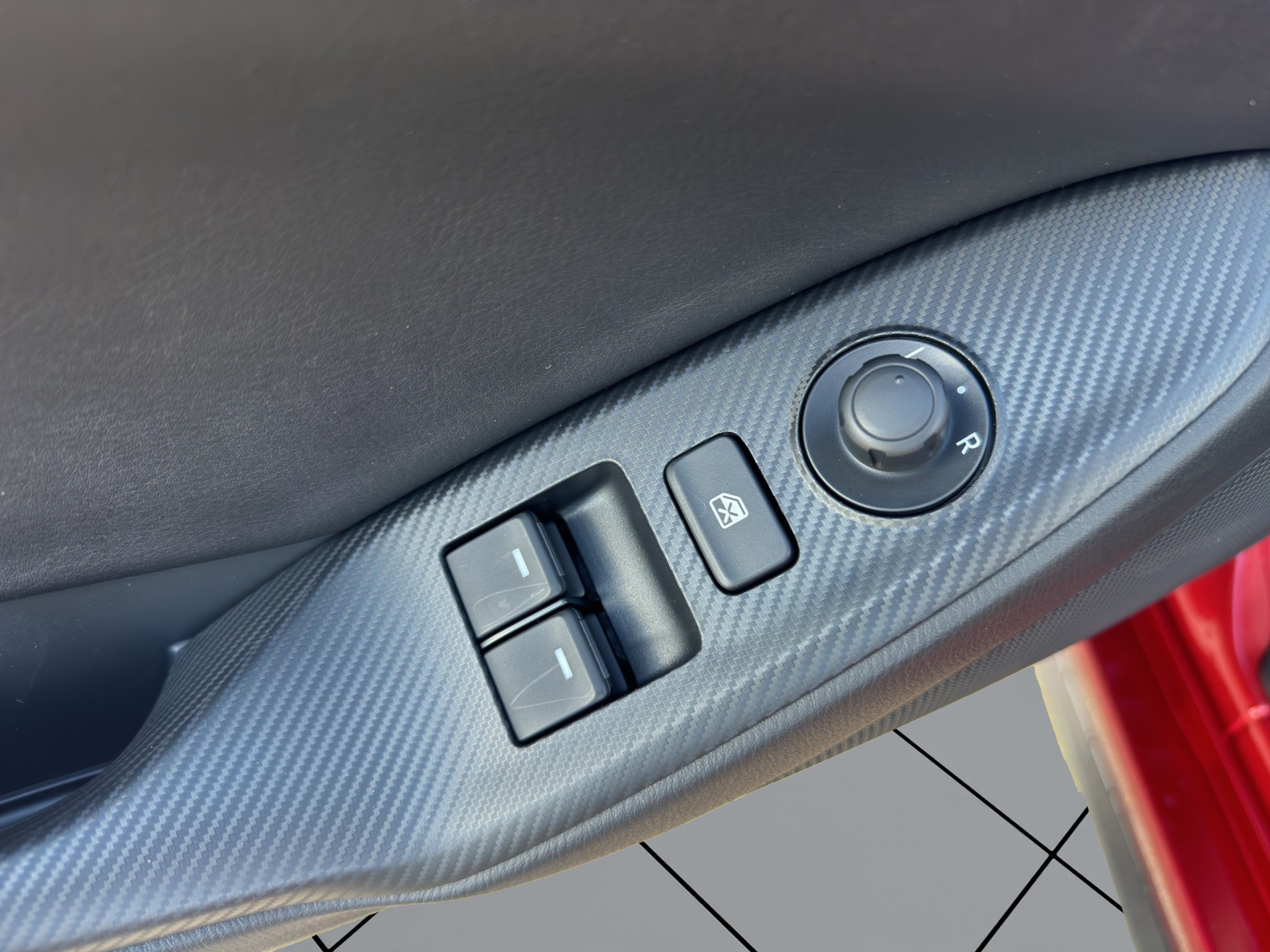 listing desktop thumbnail image 14