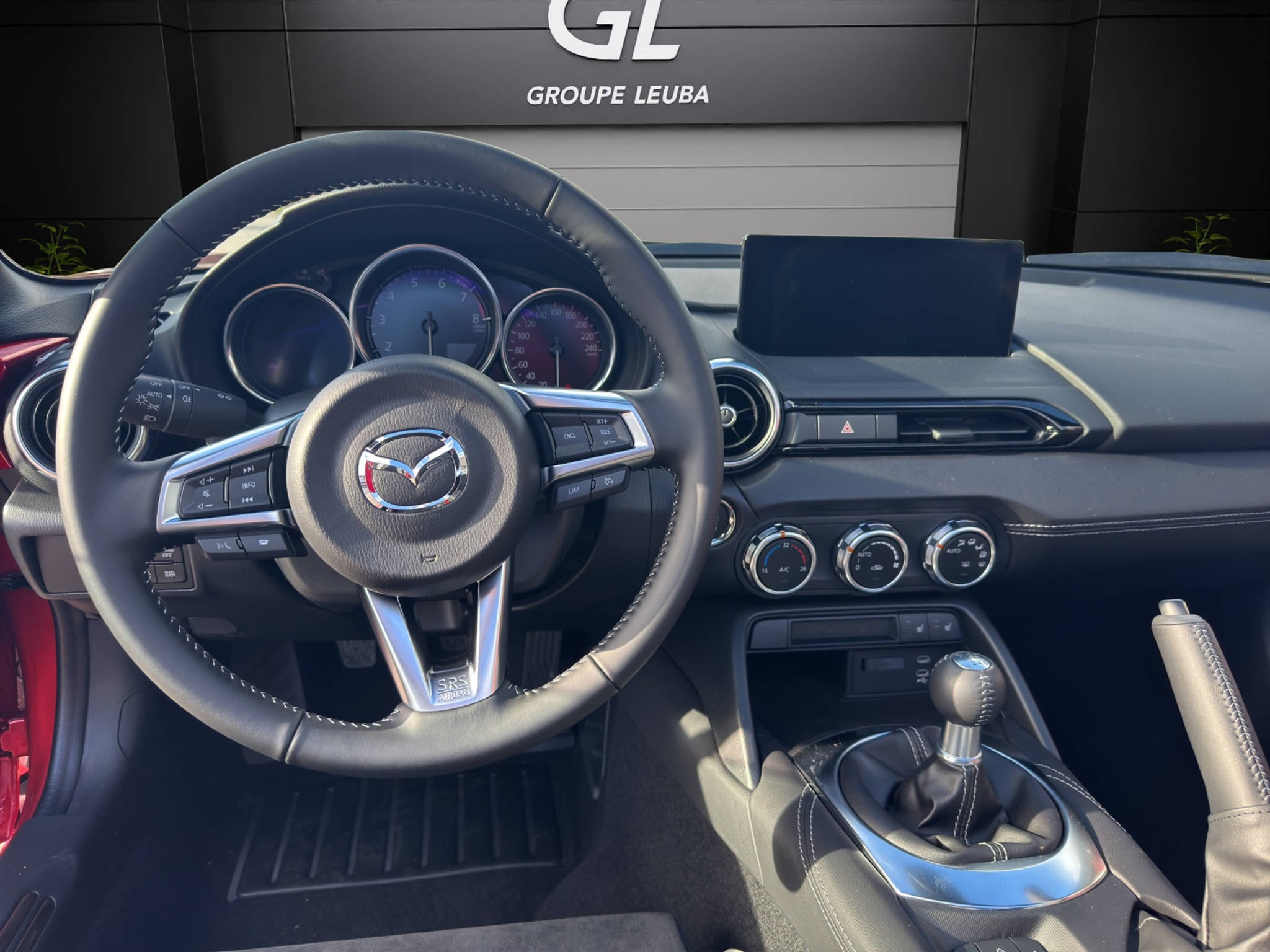 listing desktop thumbnail image 10