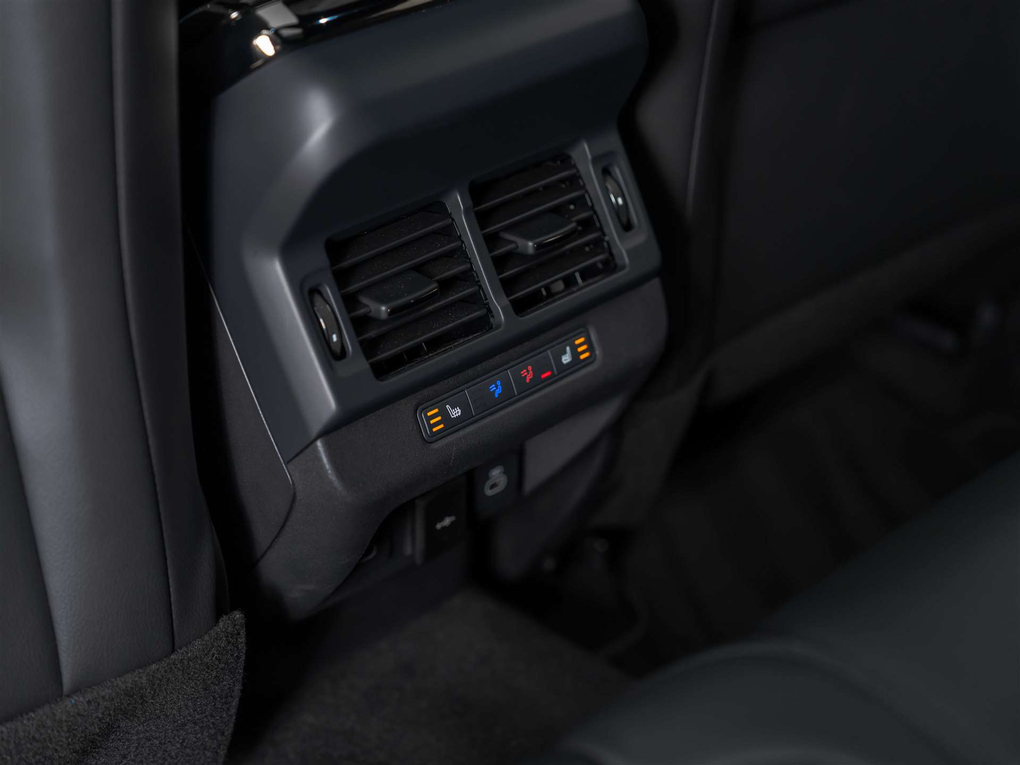 listing desktop thumbnail image 26