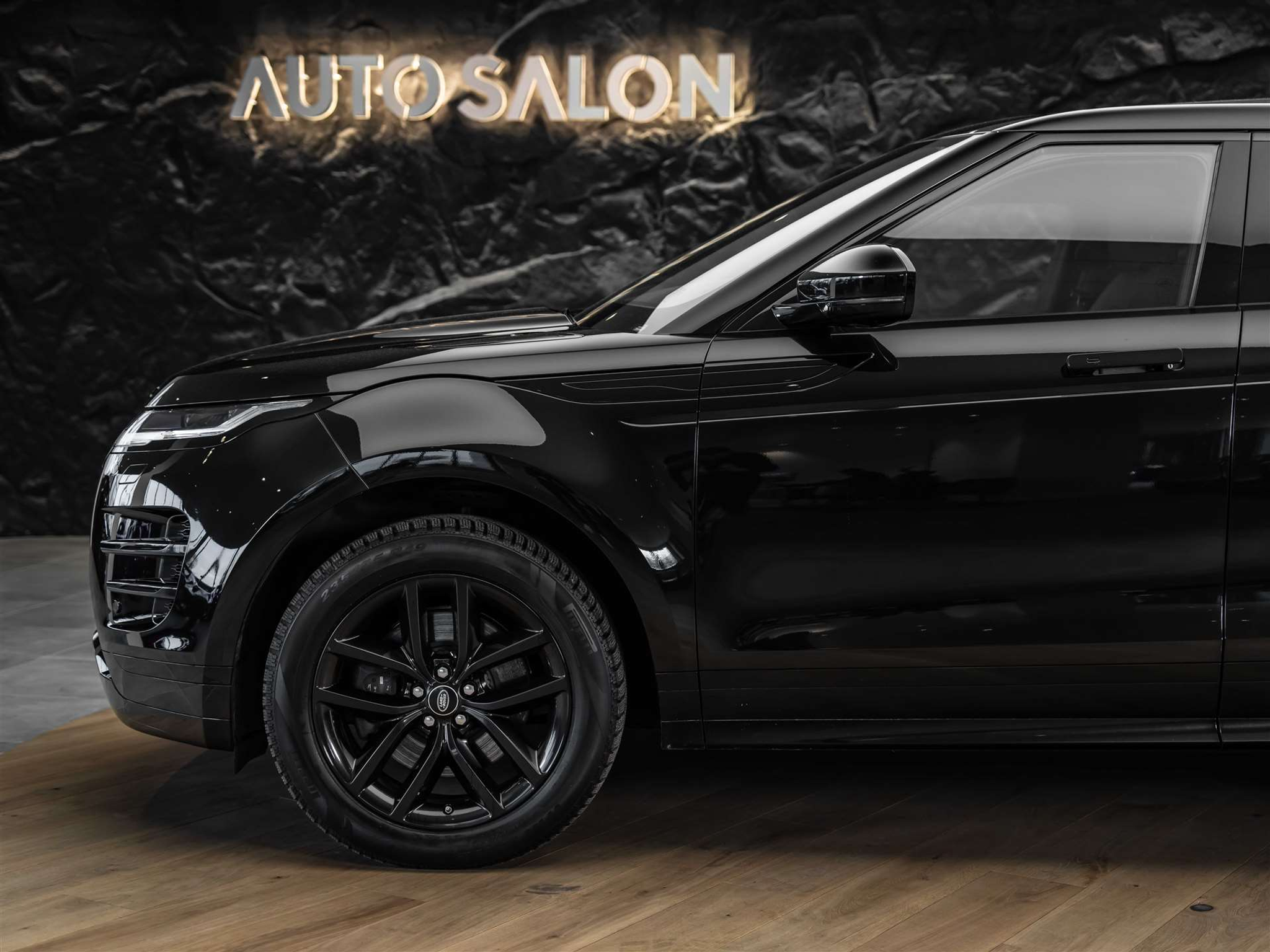 listing desktop thumbnail image 17