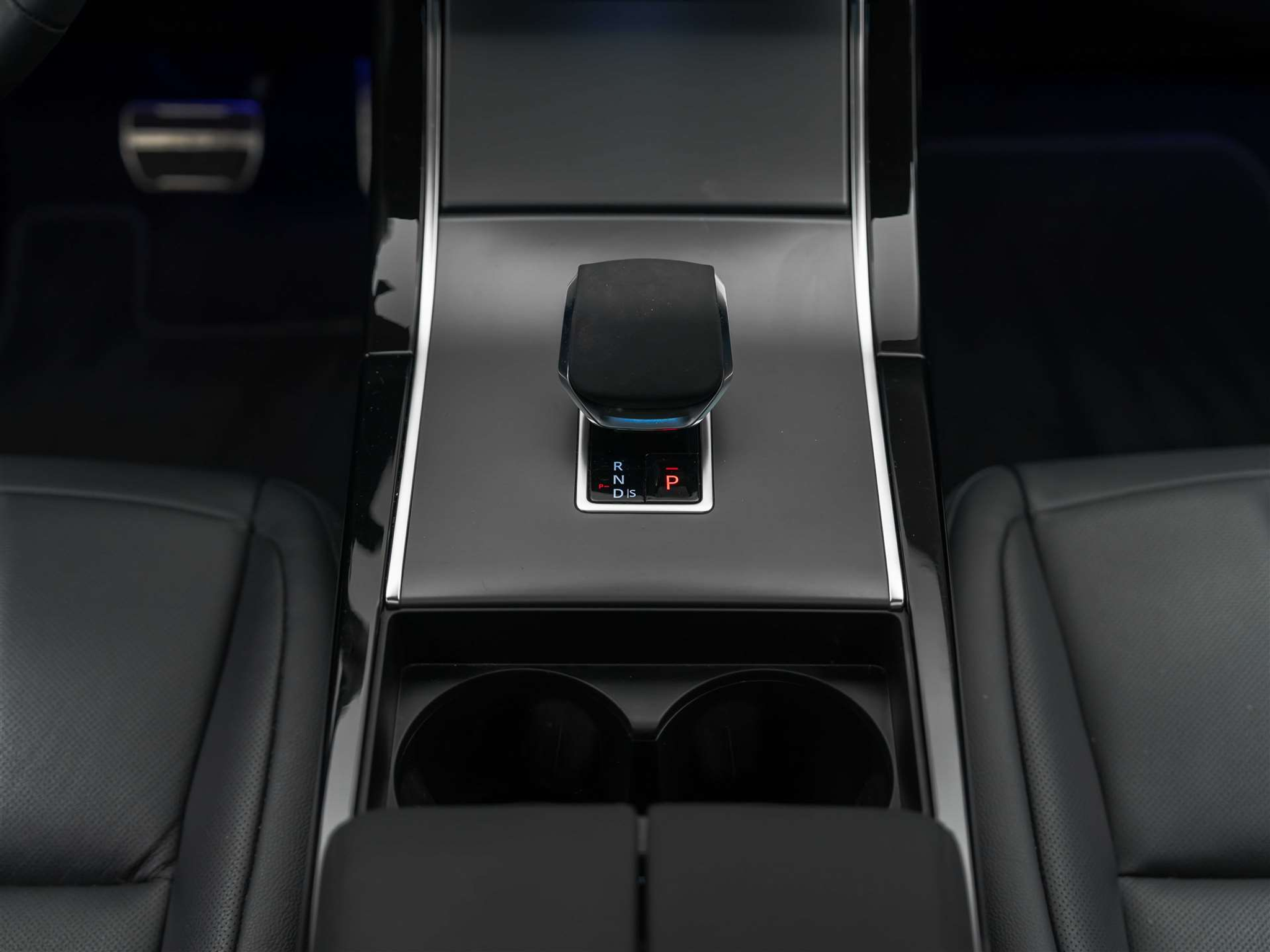 listing desktop thumbnail image 30