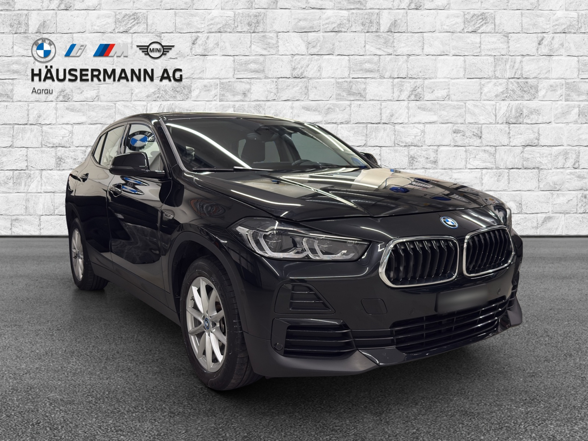 listing desktop thumbnail image 2