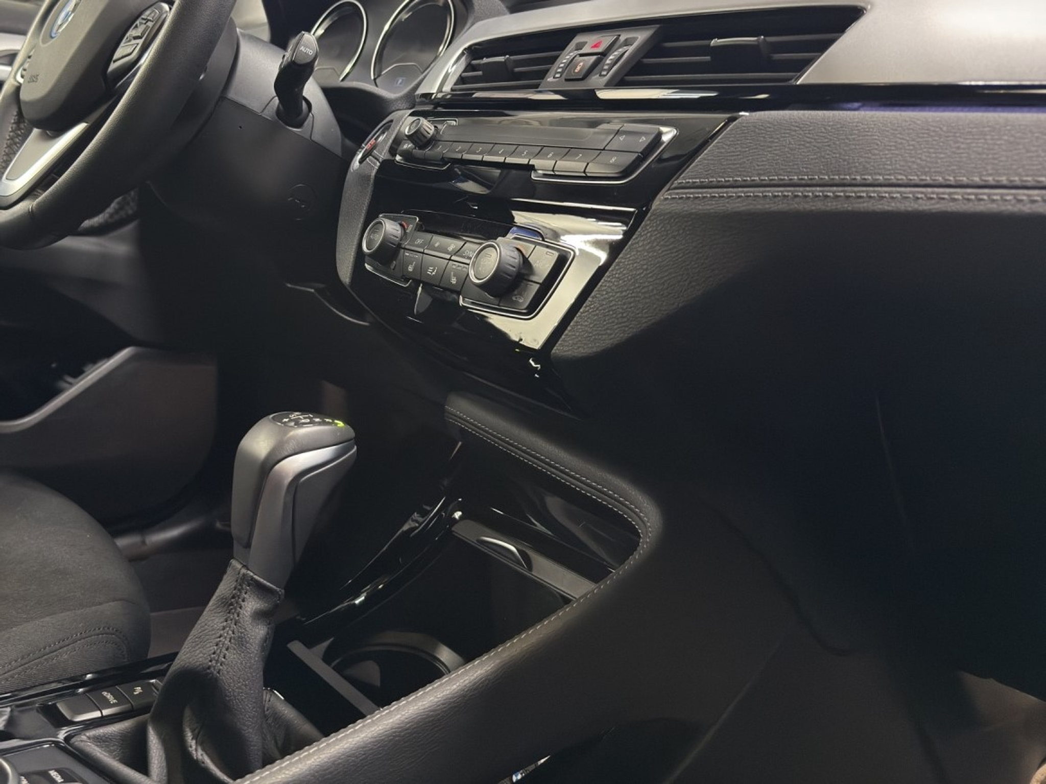 listing desktop thumbnail image 20