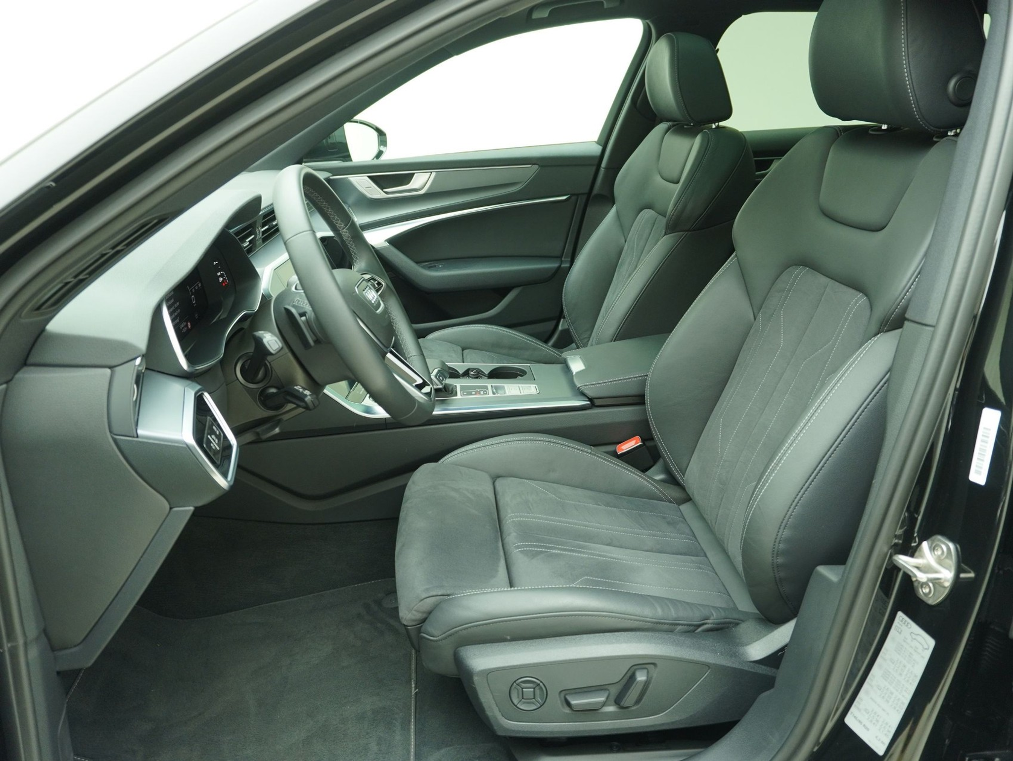 listing desktop thumbnail image 9