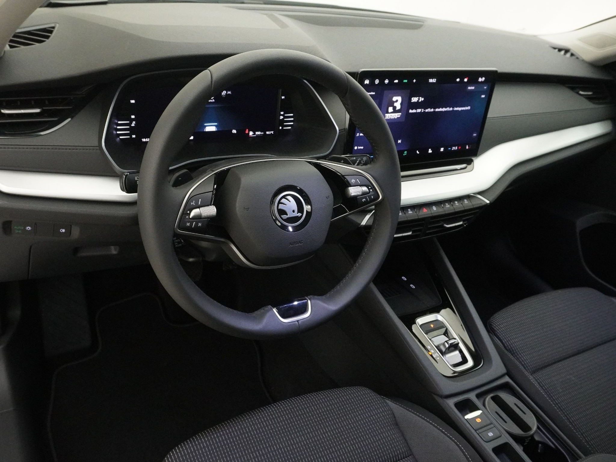 listing desktop thumbnail image 10