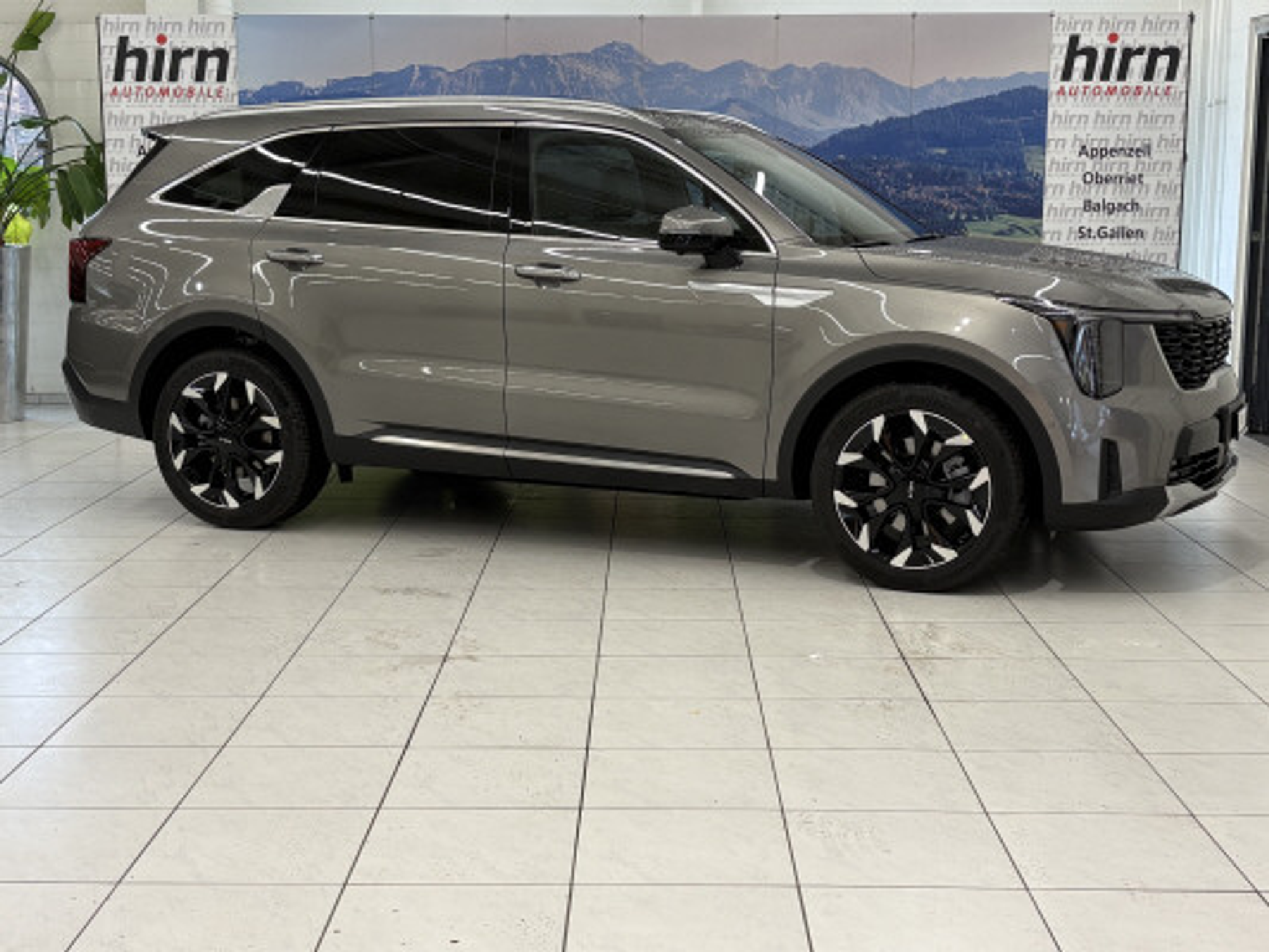 listing desktop thumbnail image 0