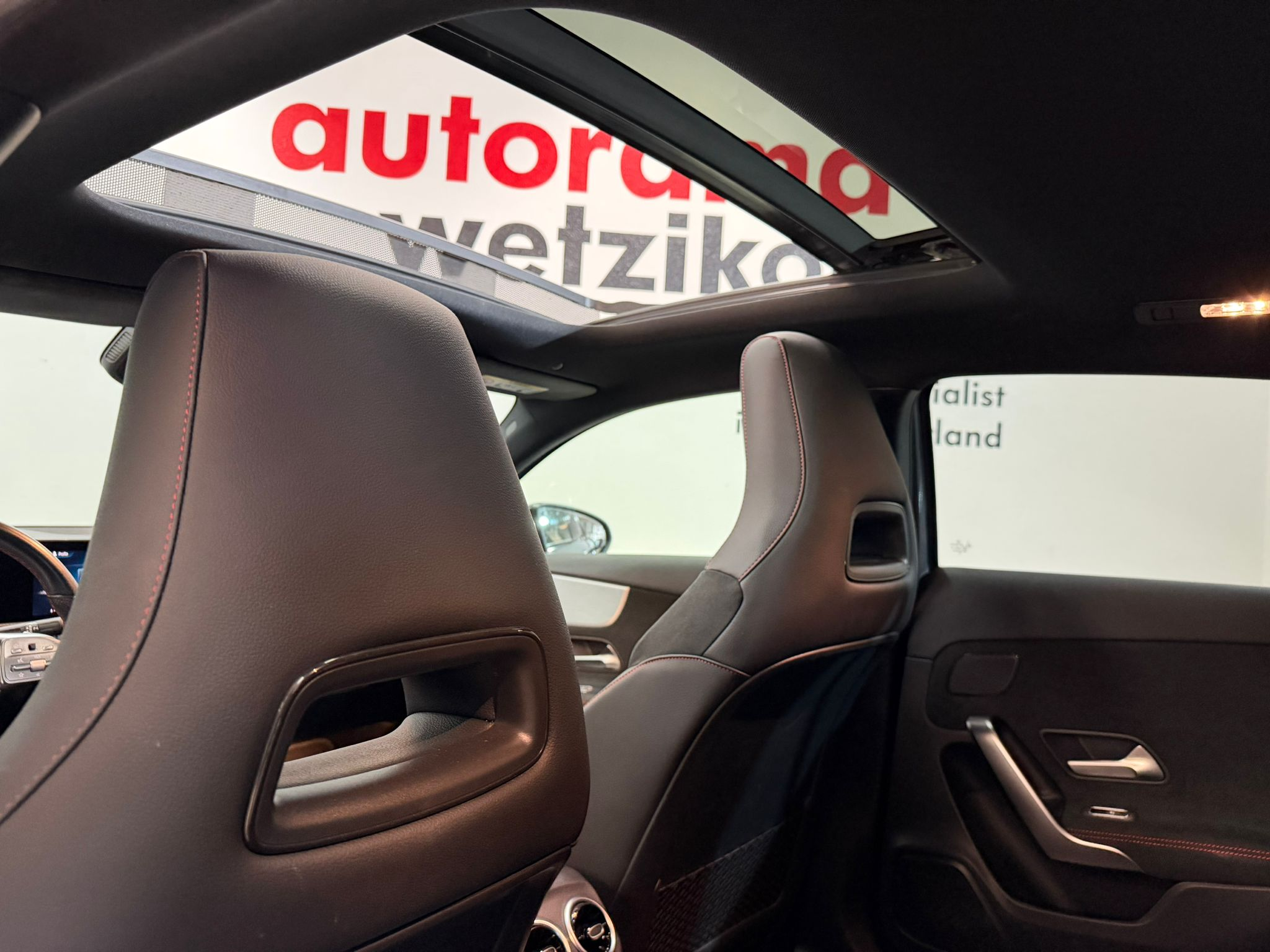 listing desktop thumbnail image 10