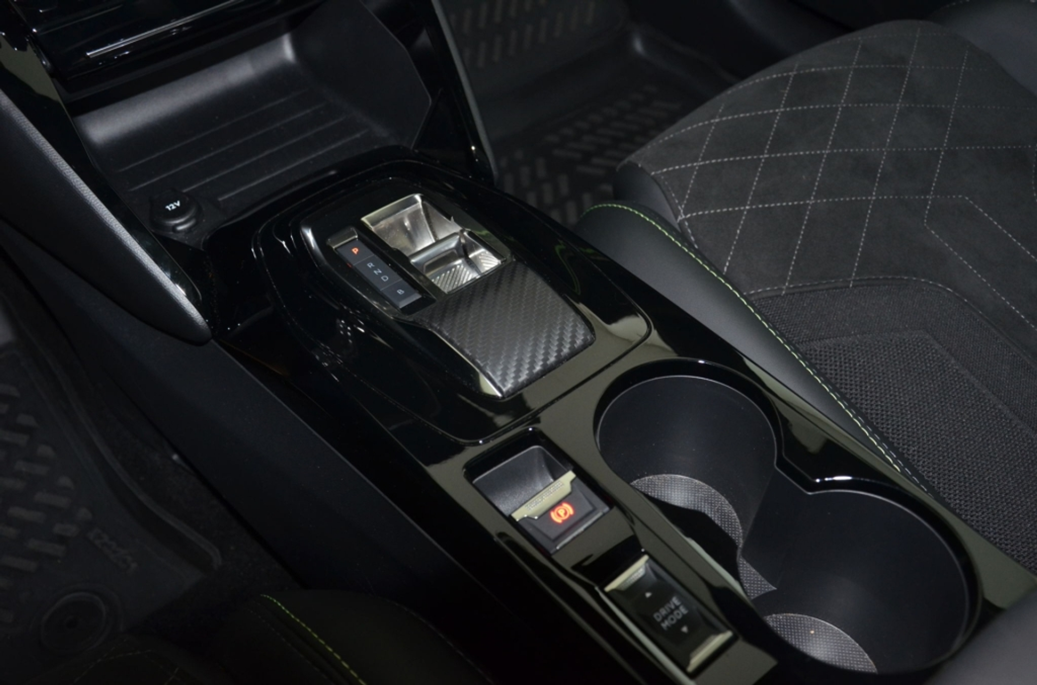 listing desktop thumbnail image 23