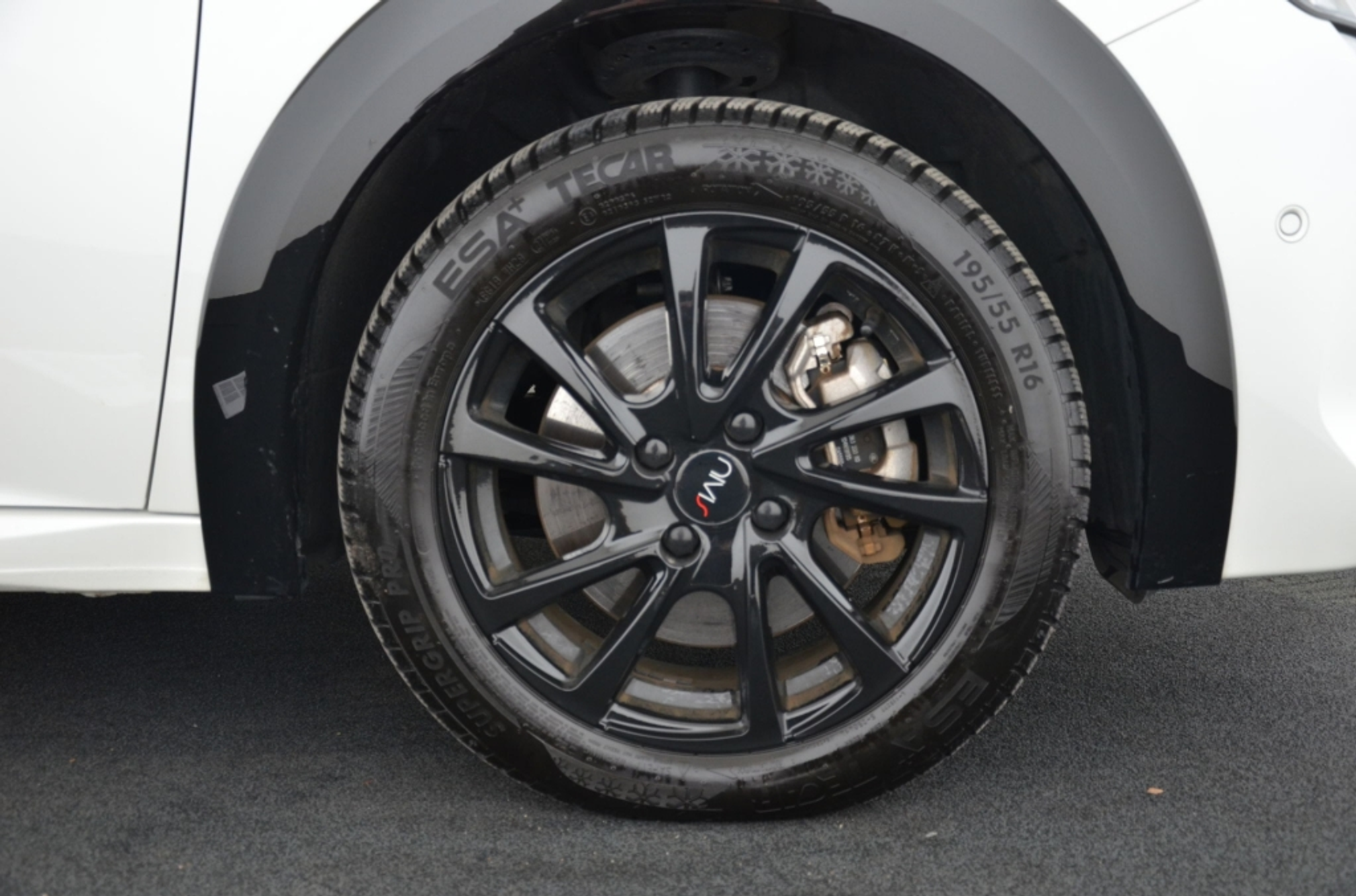 listing desktop thumbnail image 9