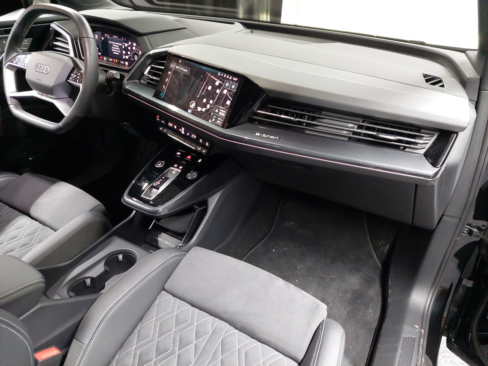 listing desktop thumbnail image 9