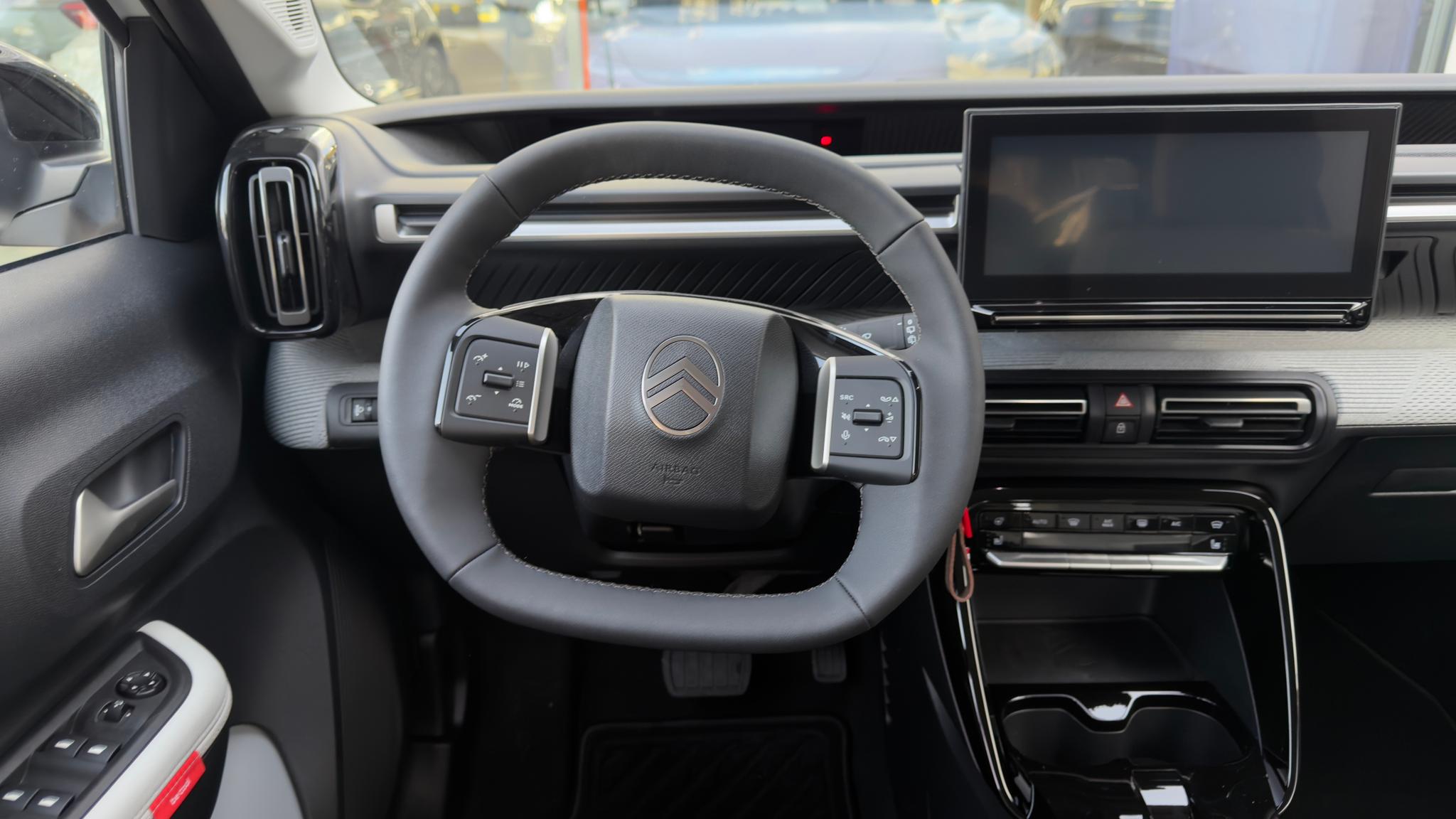 listing desktop thumbnail image 13