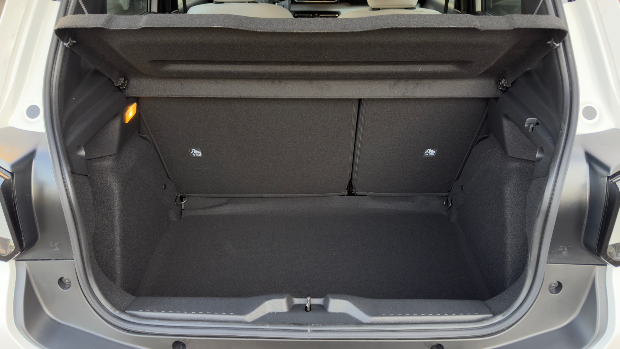 listing desktop thumbnail image 9