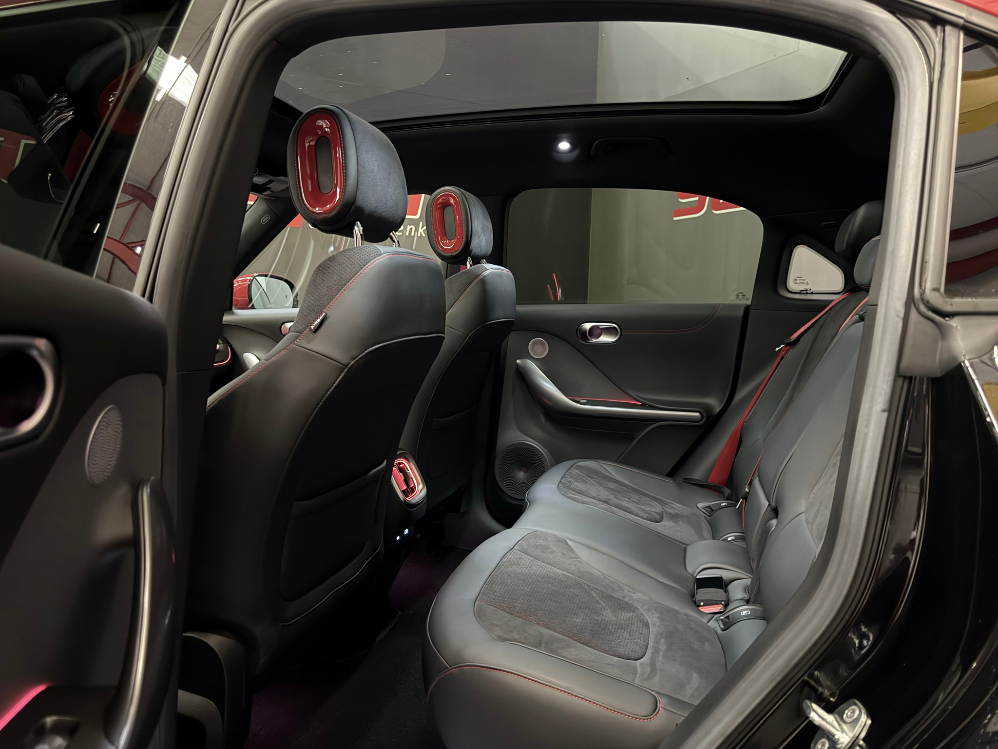 listing desktop thumbnail image 13