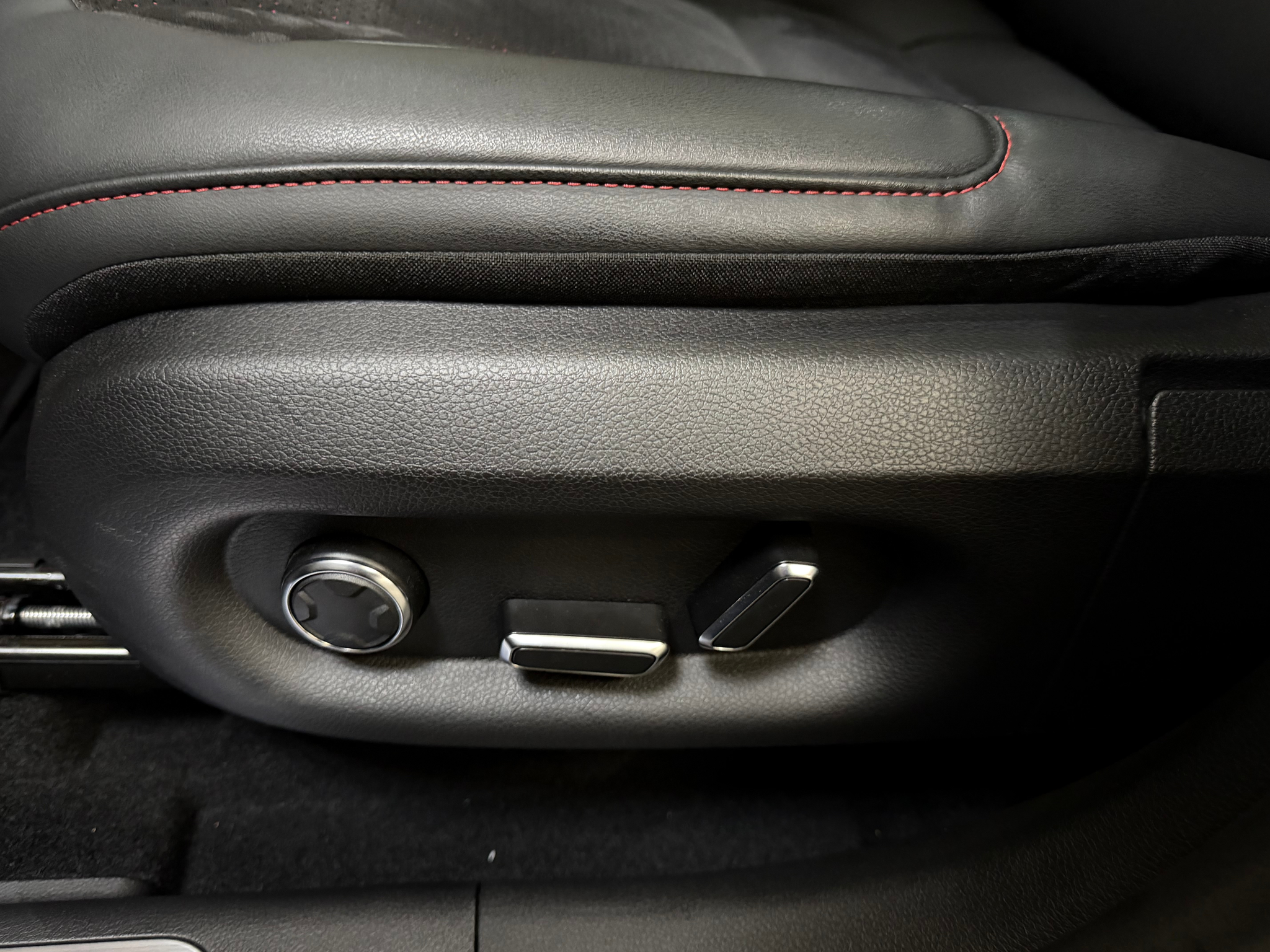 listing desktop thumbnail image 18