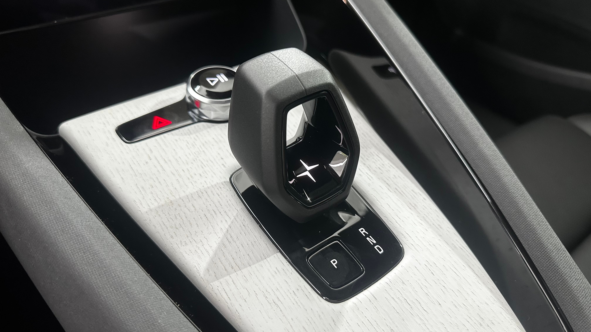 listing desktop thumbnail image 10