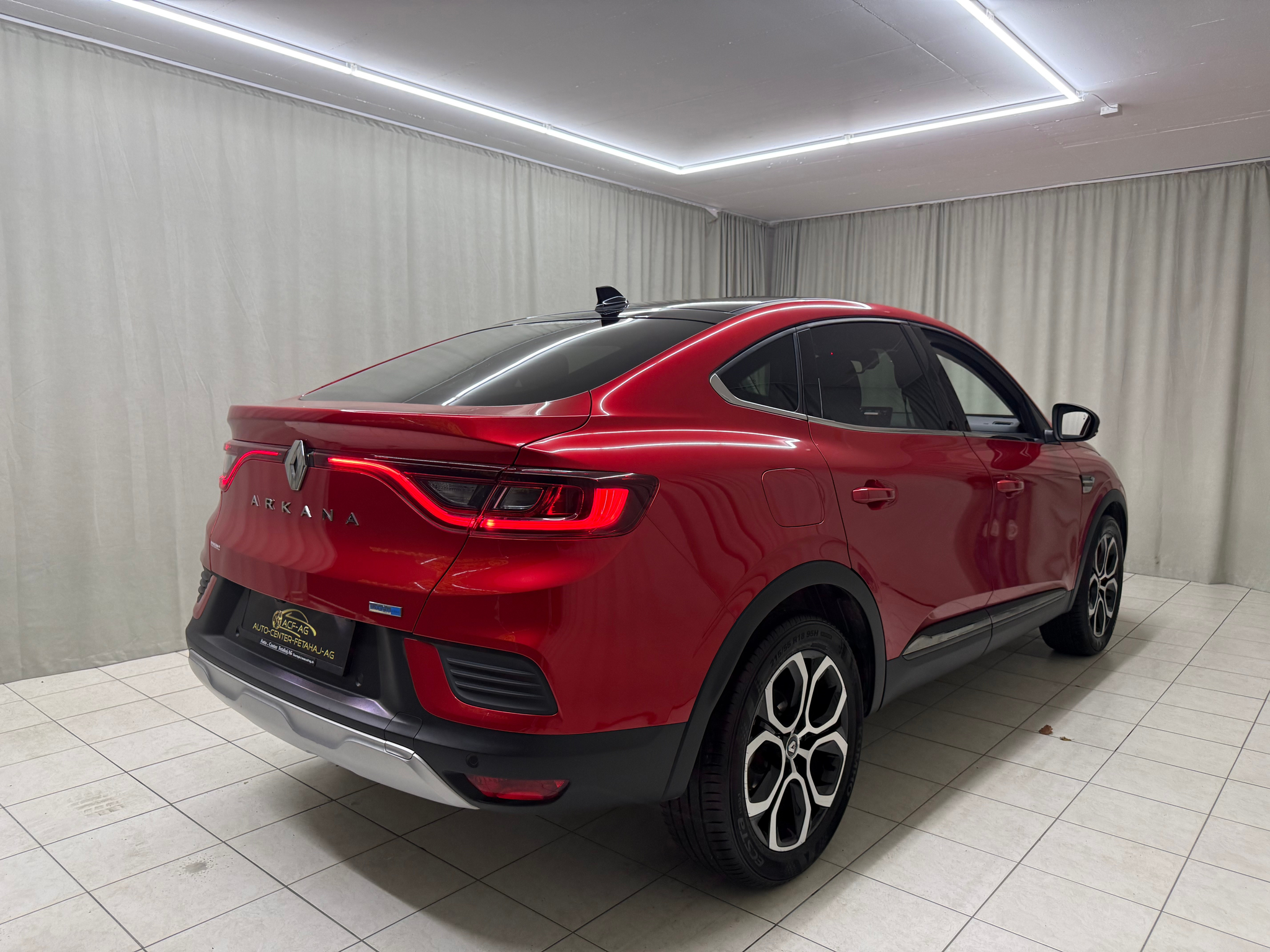 listing desktop thumbnail image 3